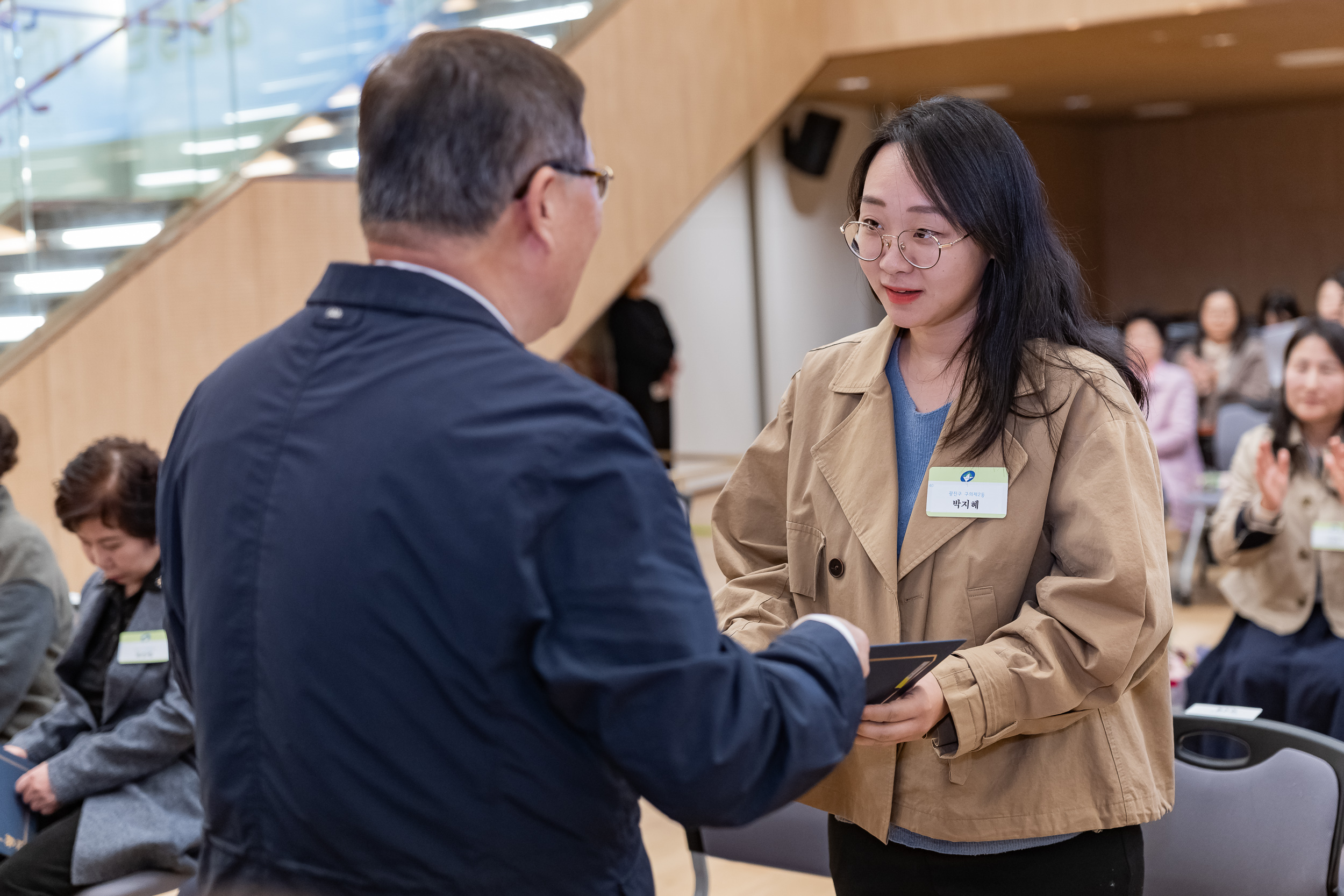 20251028-2025년 10월 정기 구민표창 수여식 20251028-73242_L_182442.jpg