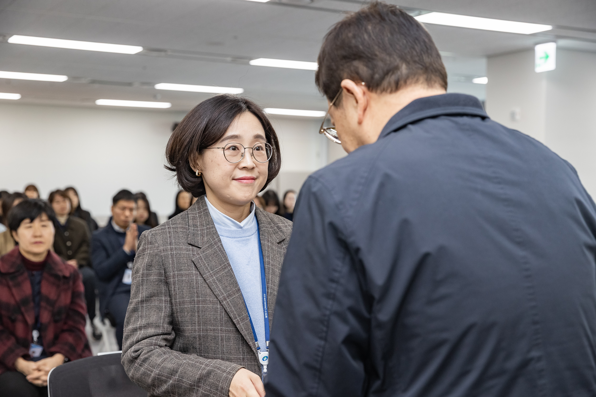 20251226-2026년 상반기 정기인사 발령장 수여식 20251226-54961_L_203815.jpg