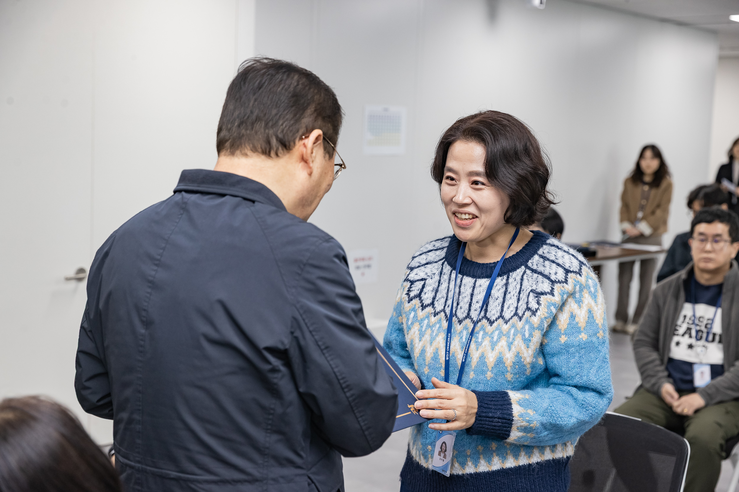 20251226-2026년 상반기 정기인사 발령장 수여식 20251226-55013_L_203815.jpg