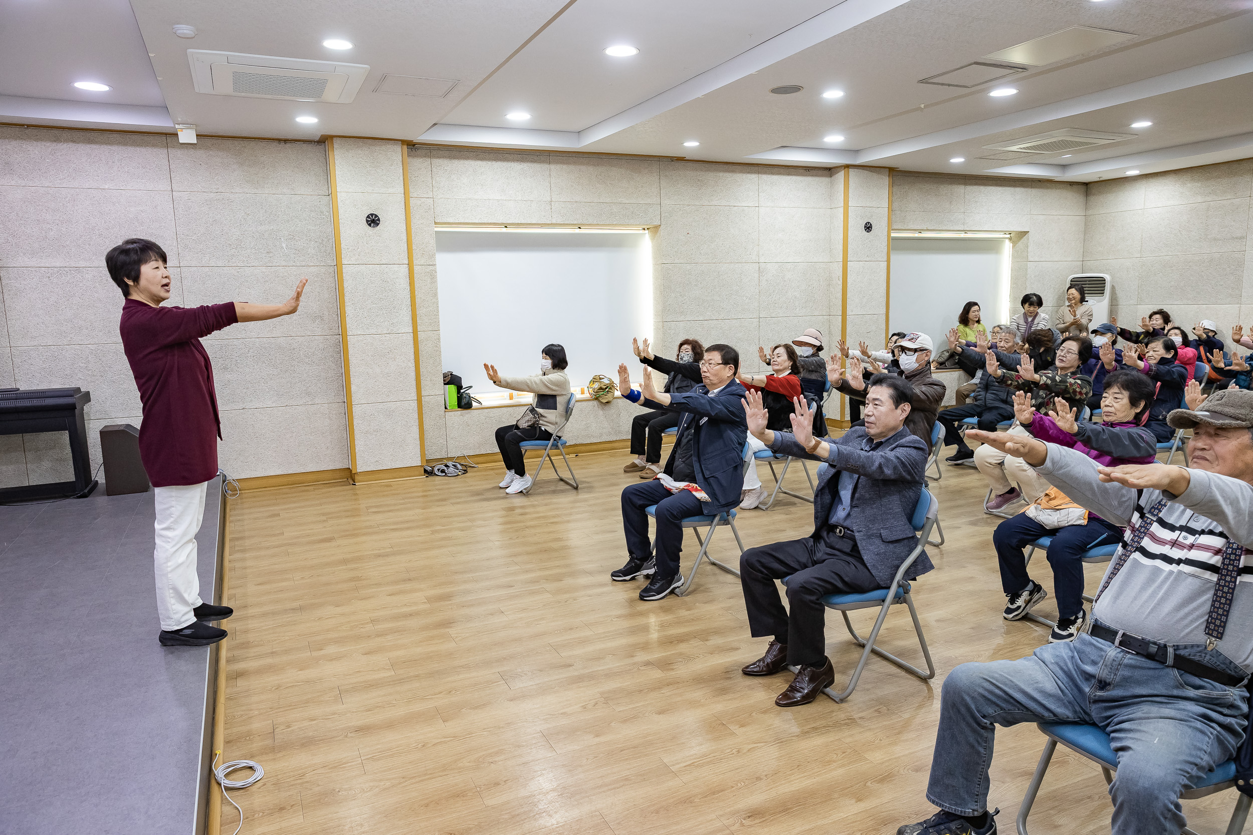 20251113-겨울철 안전사고대비 어르신 낙상ZERO 교실 20251113-5389_L_122353.jpg