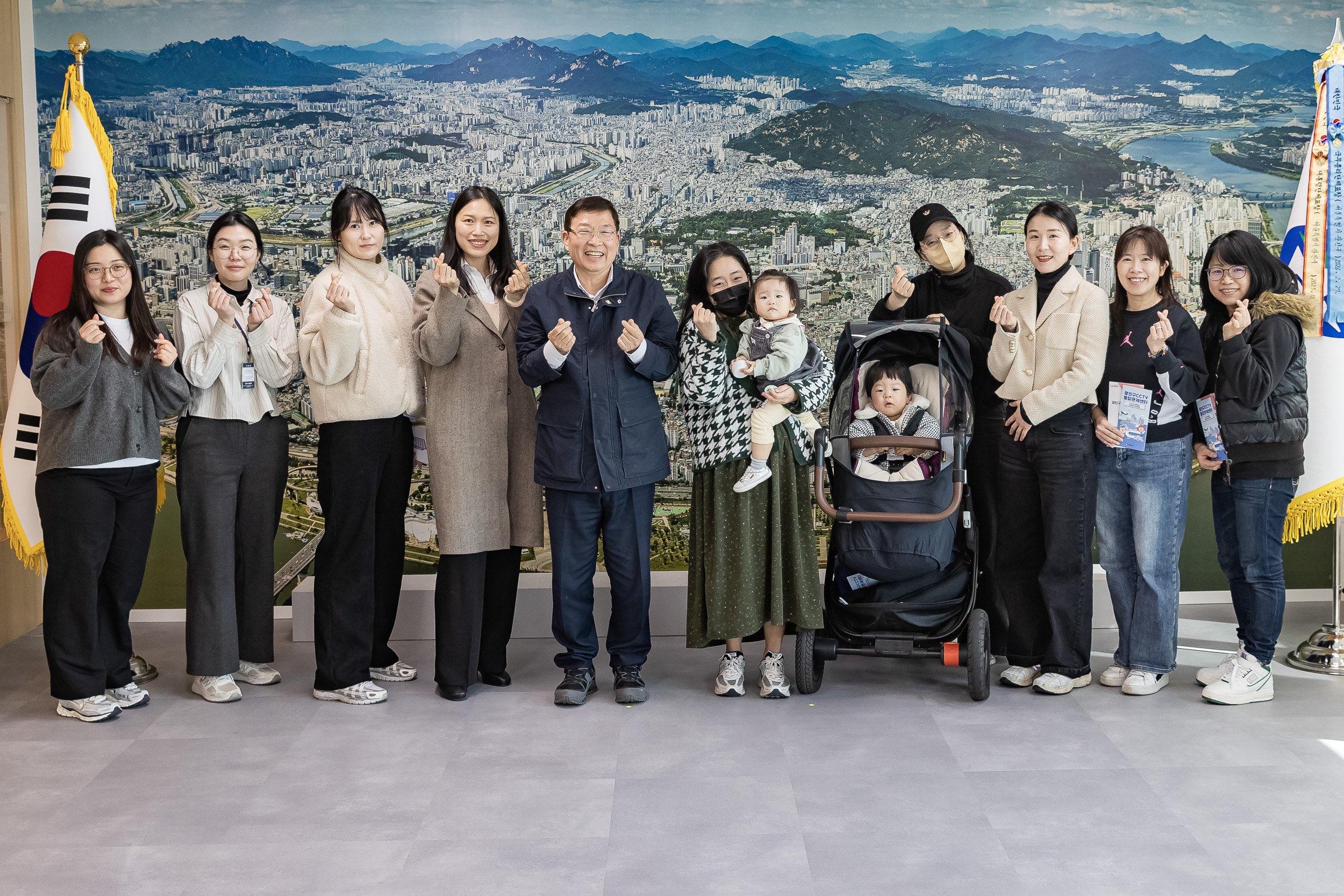 20260319-공동육아 나눔터 다문화가정 소모임 청사견학 20260319-44728_L_172057.jpg