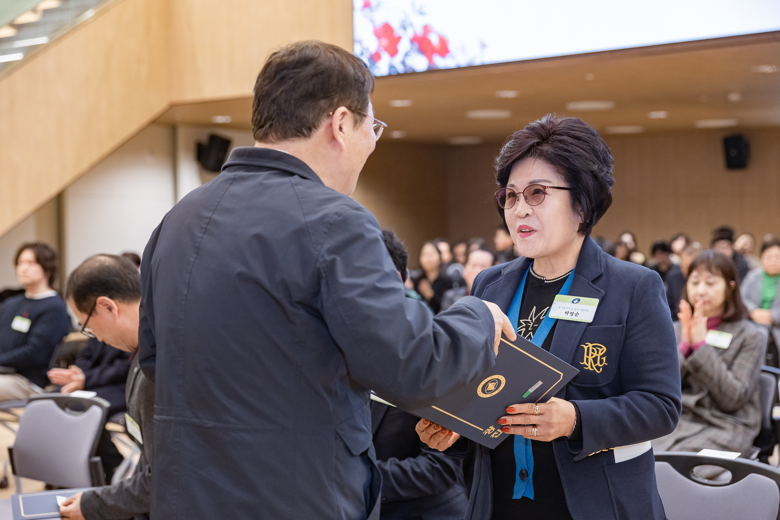 20260223-2026년 2월 정기 구민표창 수여식 20260223-23874_L_173120.jpg