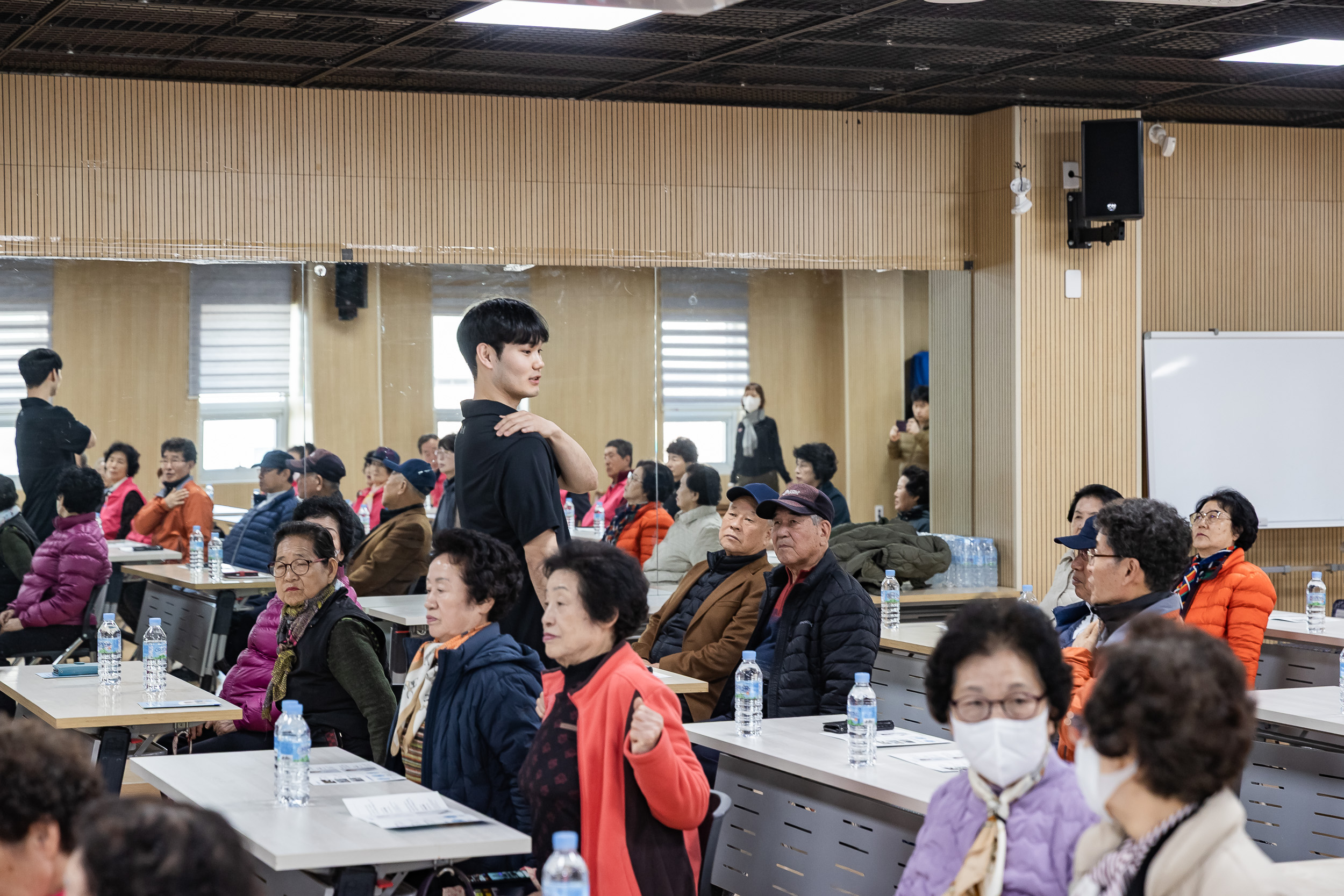 20251104-군자동 스포츠정형외과 건강강좌 20251104-0103_L_104058.jpg