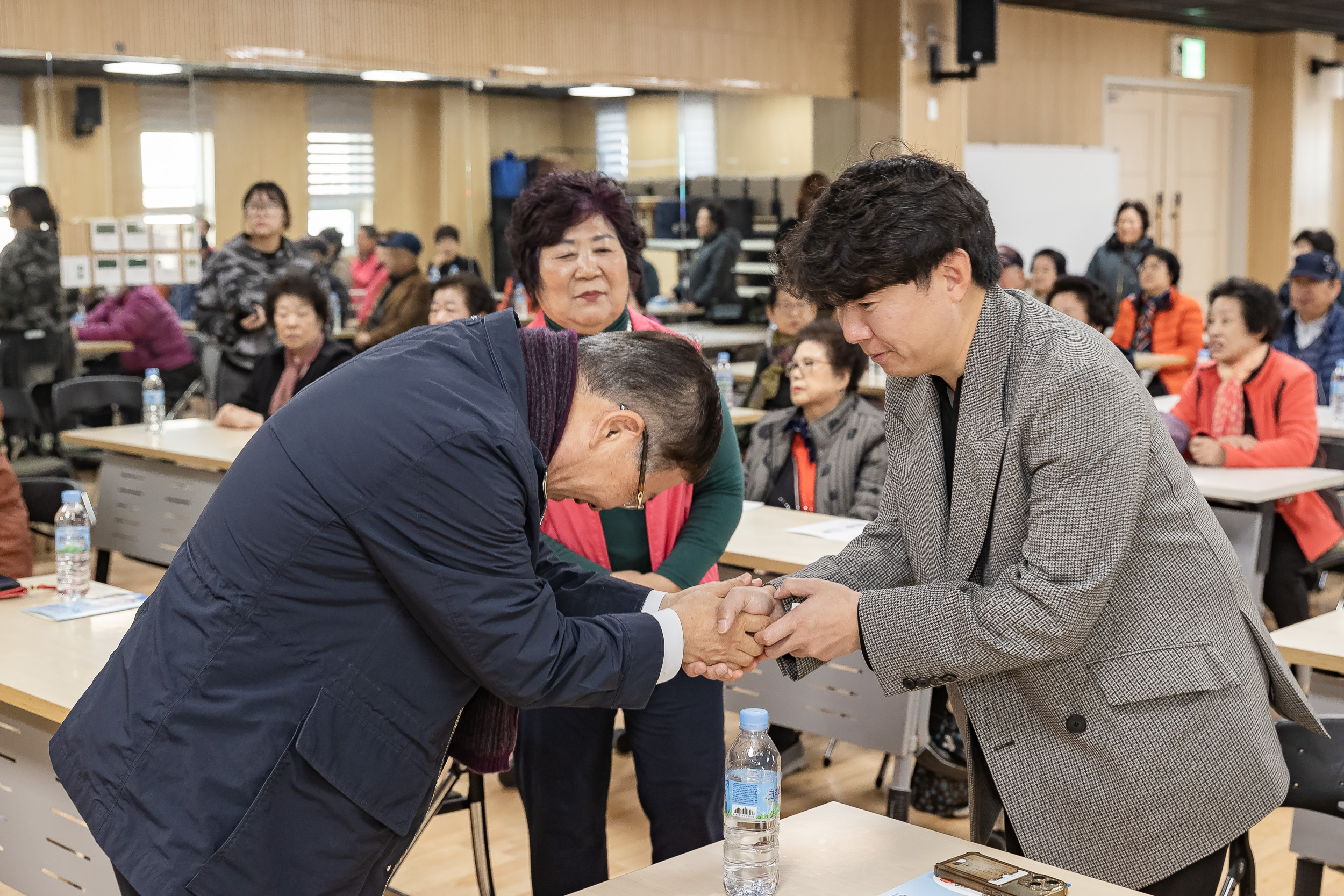 20251104-군자동 스포츠정형외과 건강강좌 20251104-0146_L_104059.jpg