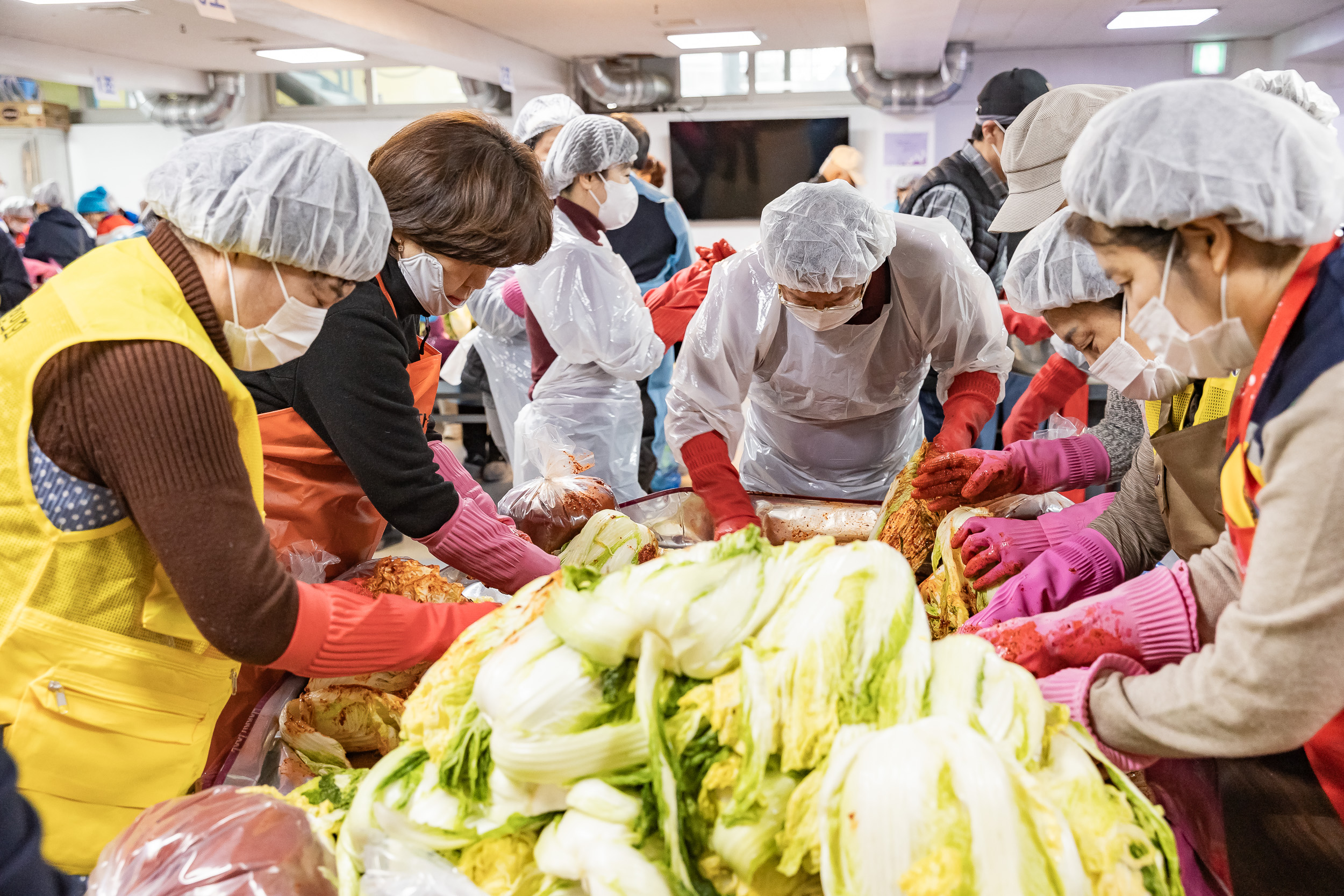 20251202-자양동 지역주민의 따뜻한 겨울나기를 위한 사랑의 김장나누기 20251202-20420_L_191053.jpg