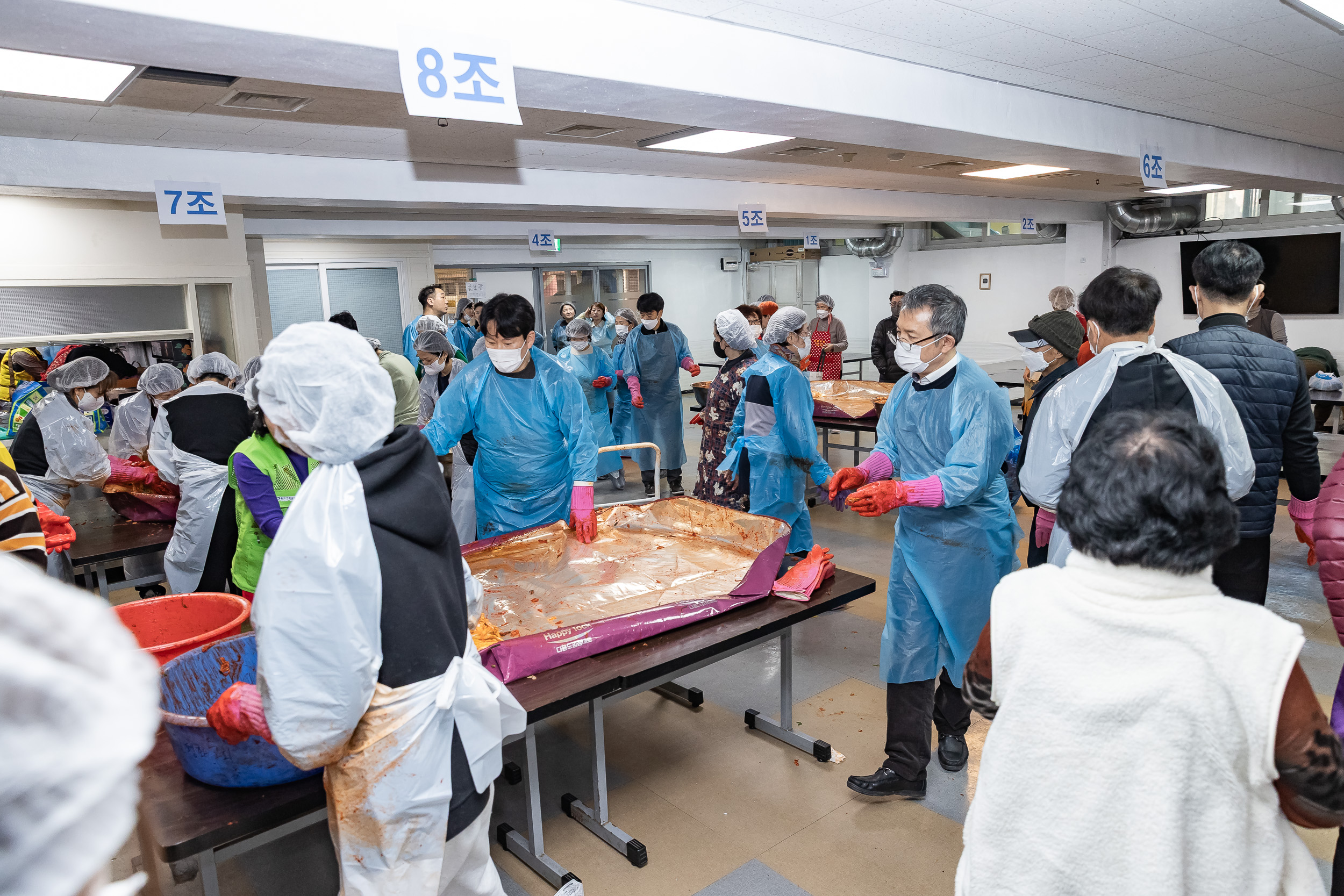 20251202-자양동 지역주민의 따뜻한 겨울나기를 위한 사랑의 김장나누기 20251202-20690_L_191055.jpg