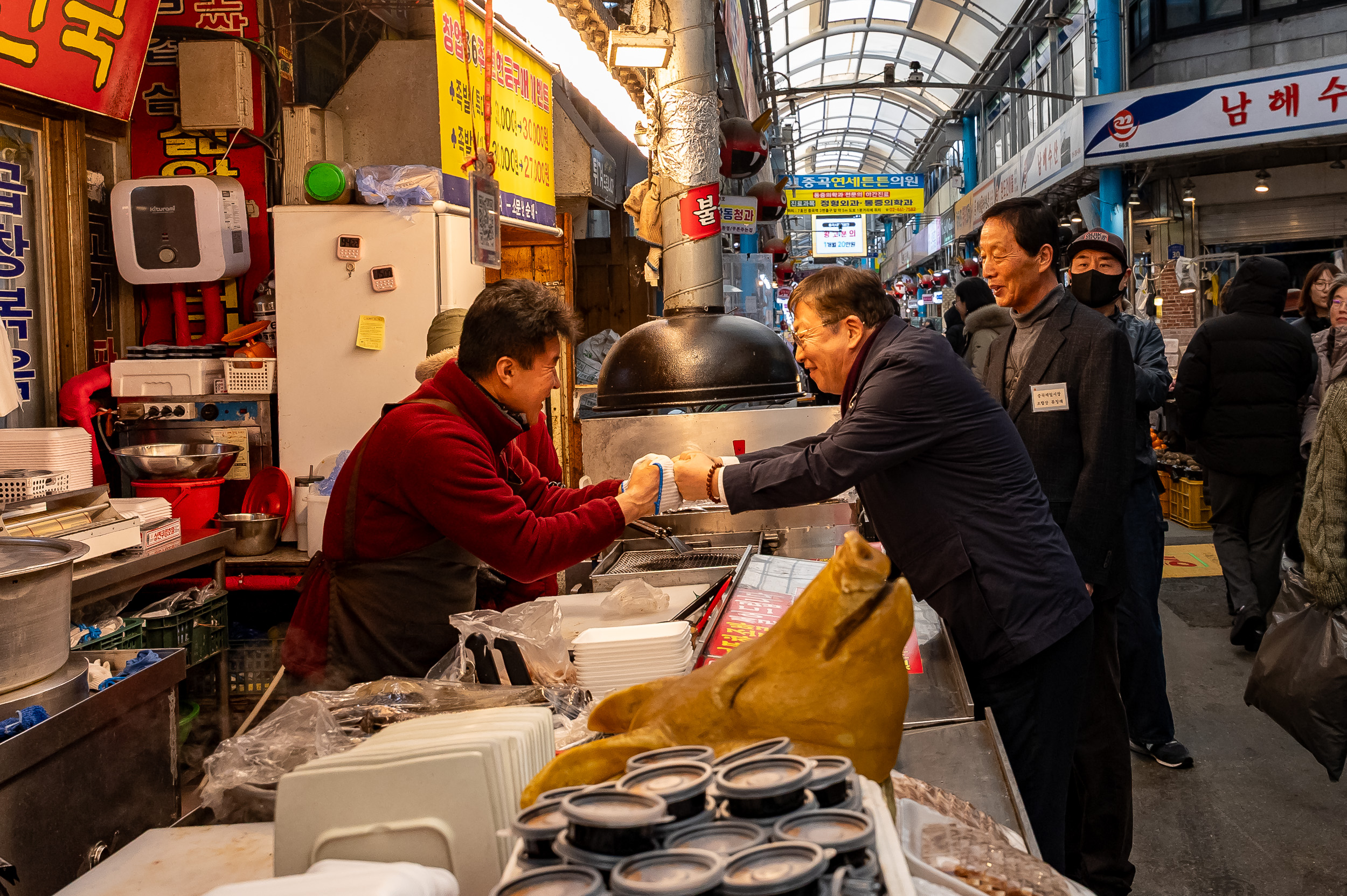 20260209-광진구 전통시장 장보기(중곡제일시장) 20260209-16751_L_210549.jpg