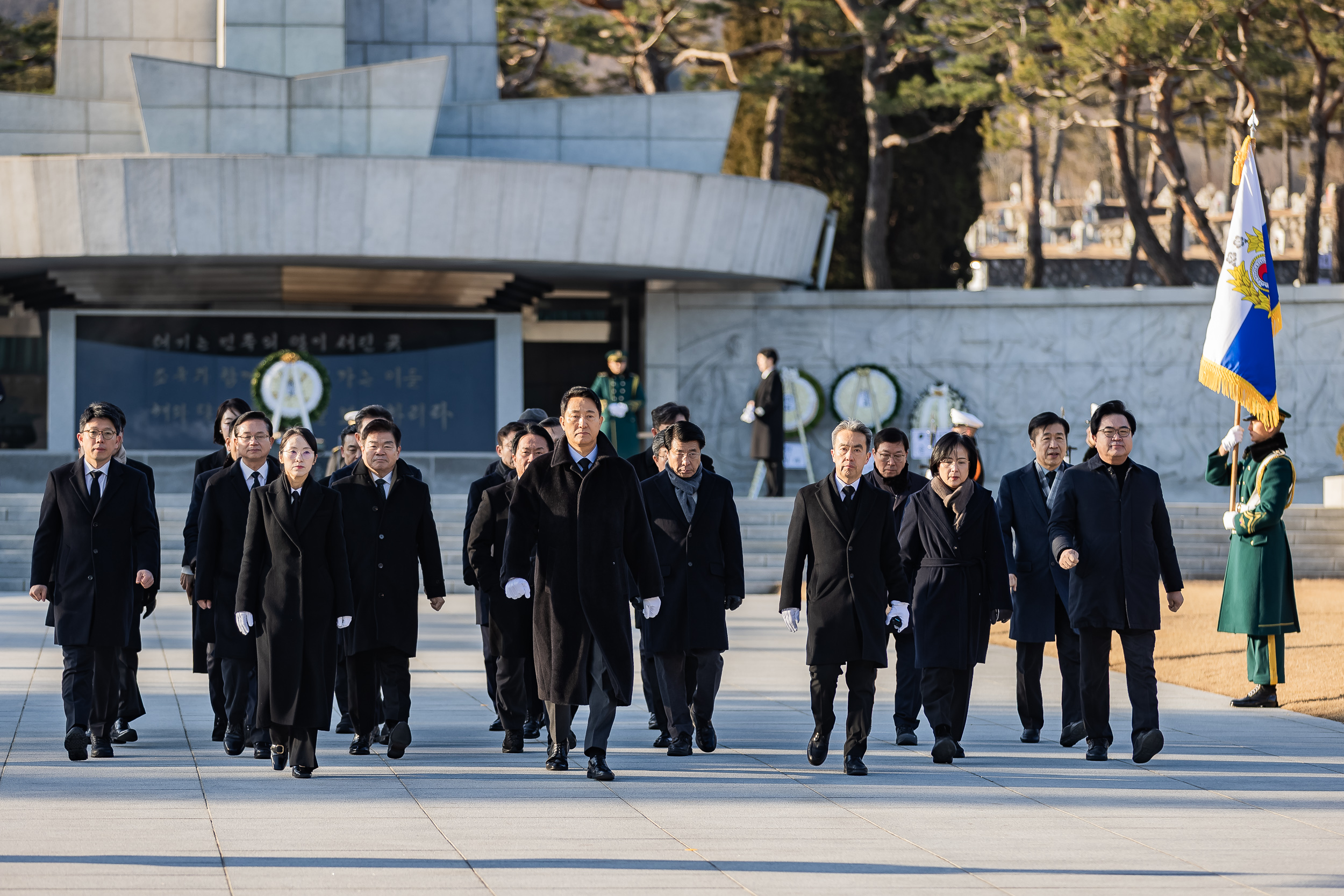 20260101-2026 새해 국립서울현충원 참배 20260101-60006_L_095035.jpg