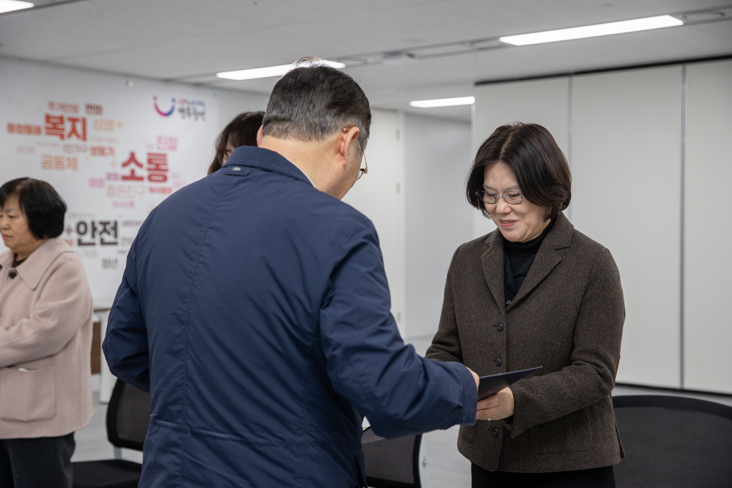 20260213-2026년 상반기 사무관 승진 발령장 수여식 20260213-20867_L_155951.jpg