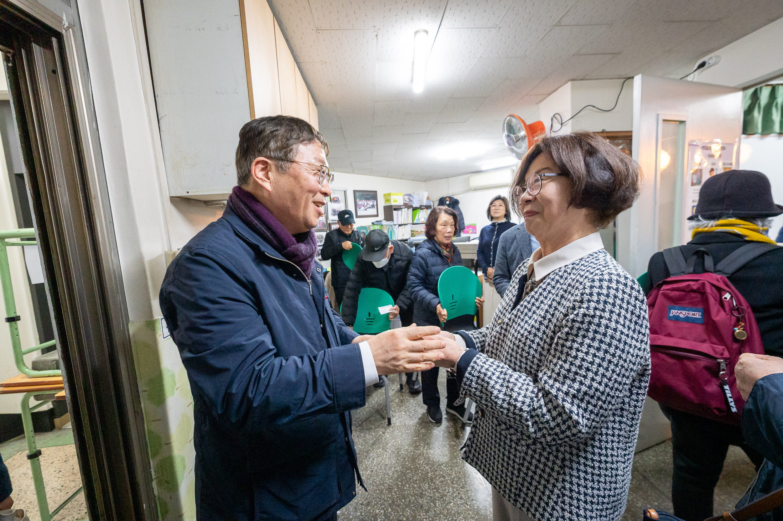 20260213-동부밑거름학교 졸업식 20260213-5645_L_122136.jpg