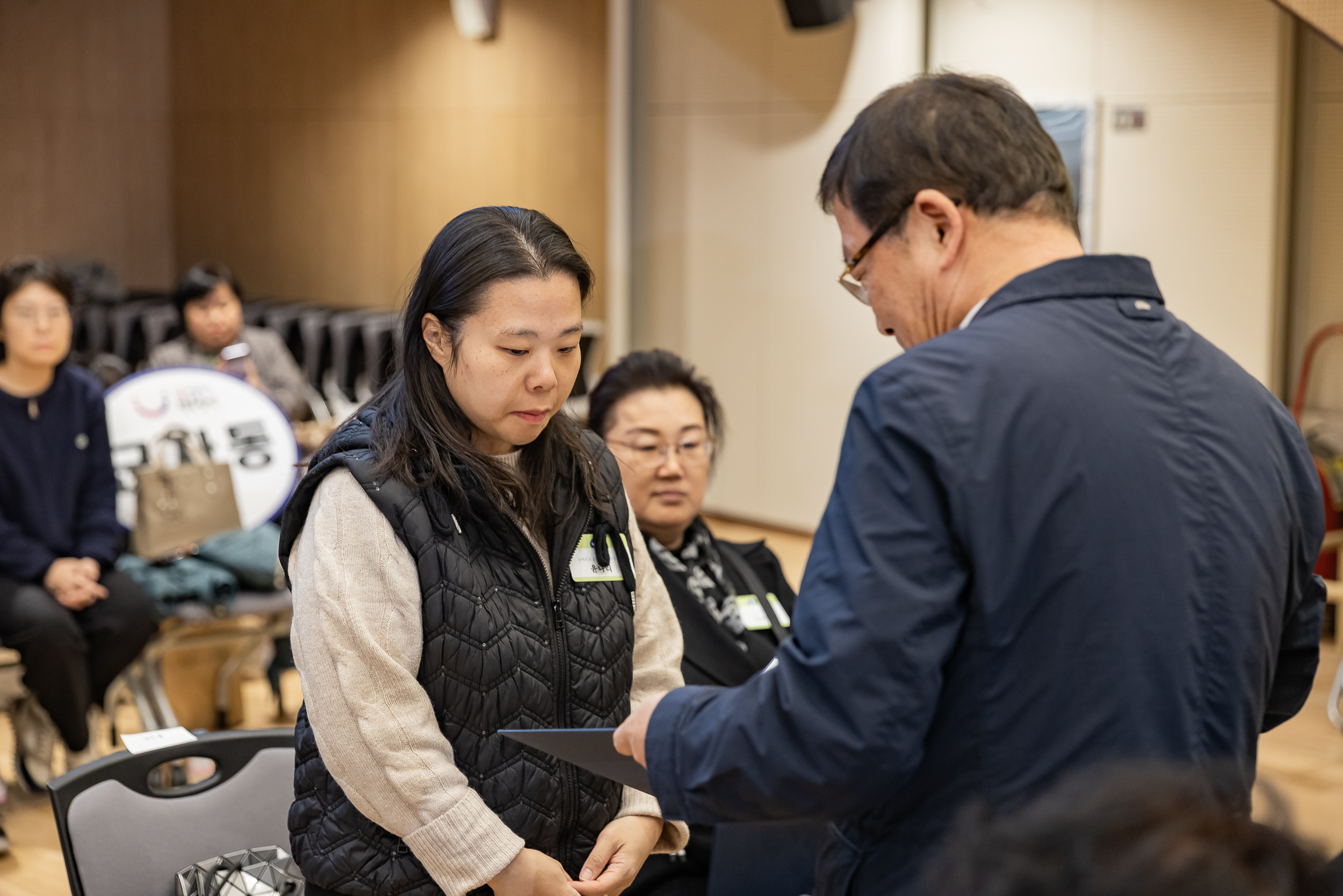 20251126-2025년 11월 정기 구민표창 수여식 20251126-15950_L_192546.jpg