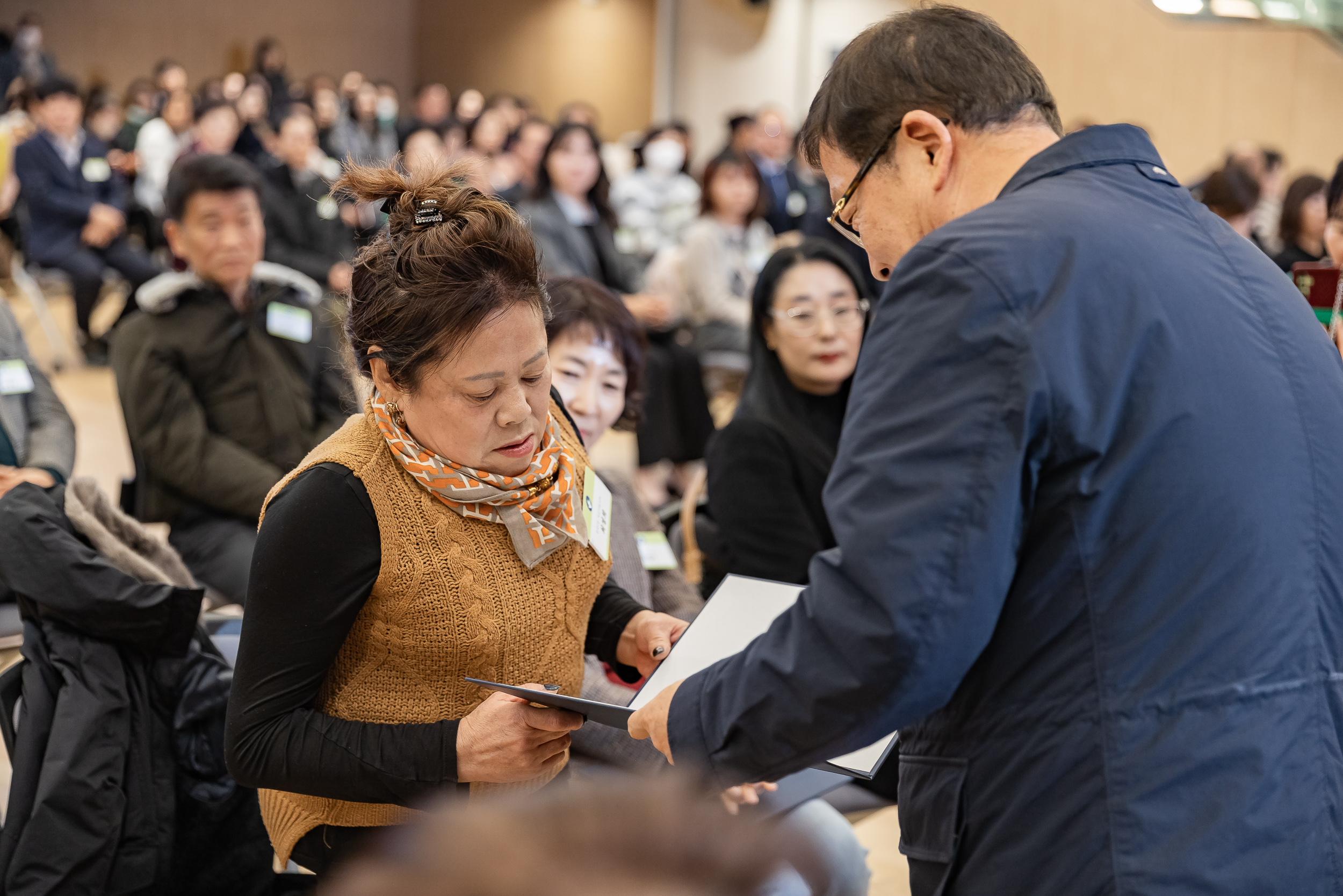 20251126-2025년 11월 정기 구민표창 수여식 20251126-15345_L_192539.jpg