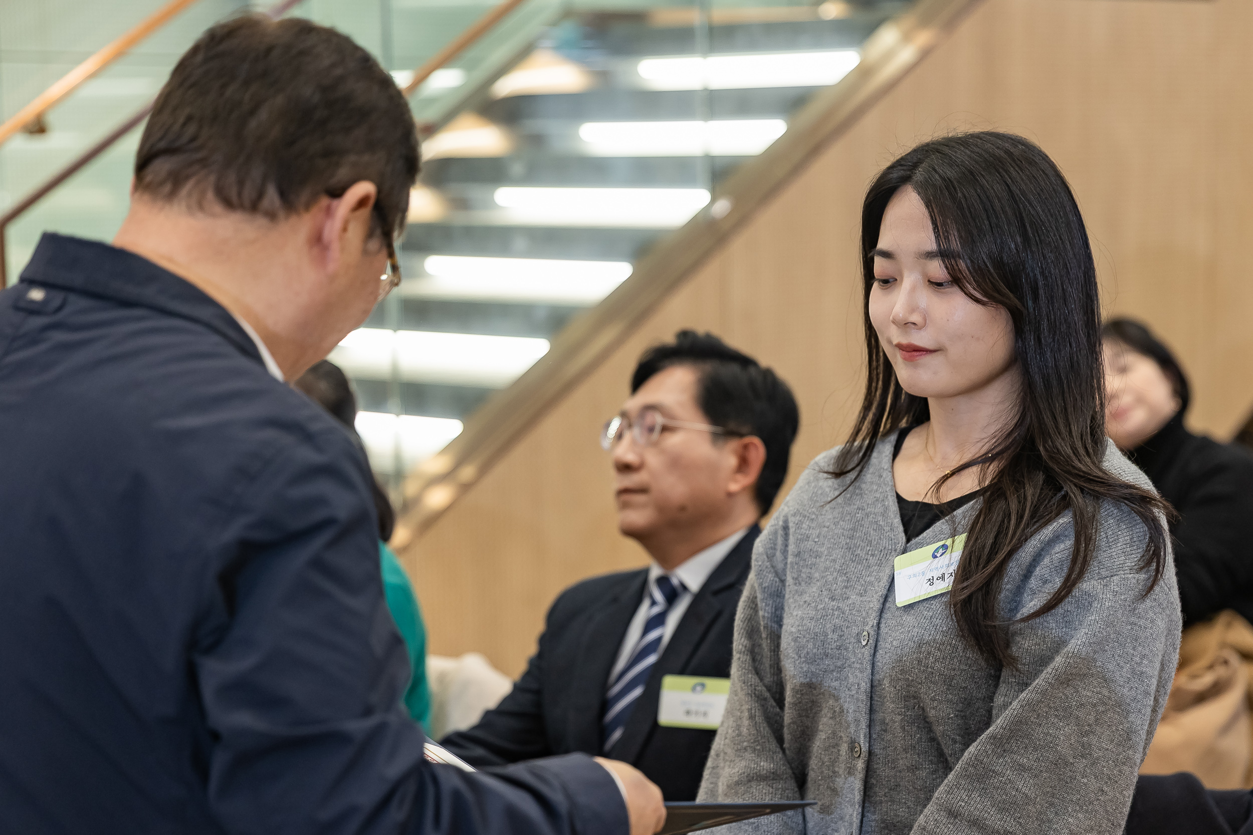 20251126-2025년 11월 정기 구민표창 수여식 20251126-15422_L_192540.jpg