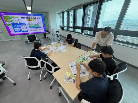 2025년 아동참여위원회 정기회의(8월) IMG_5764.jpg