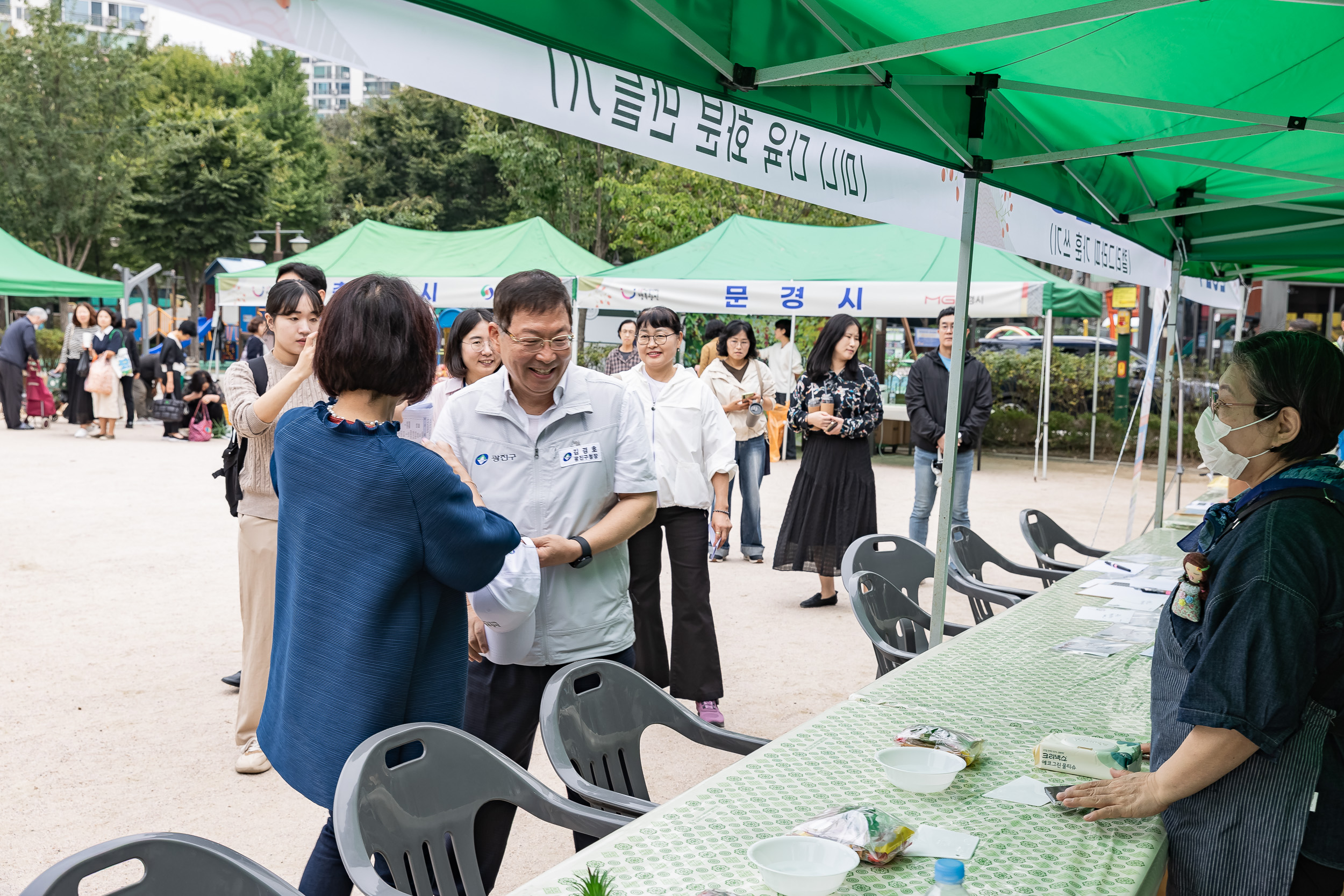 20250930-추석맞이 농수특산물 직거래장터 20250930-50663_L_133809.jpg