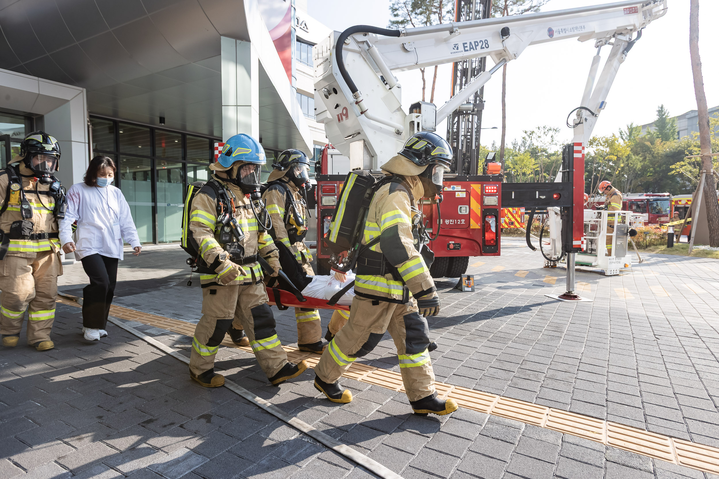 20251029-재난대응 안전한국훈련 긴급구조 종합훈련 20251029-75953_L_121240.jpg