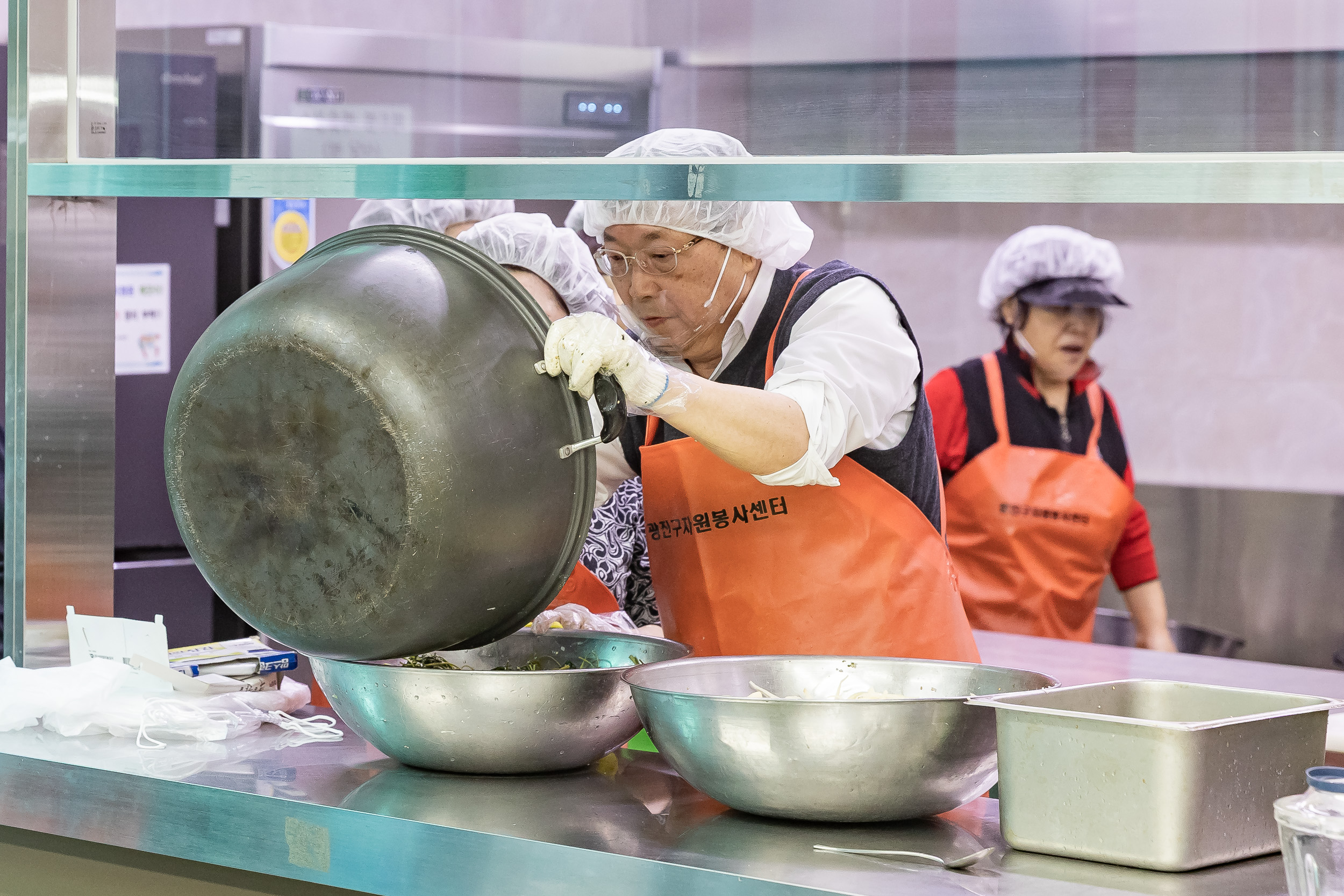 20260303-중곡4동 자원봉사캠프 건강음식 나눔 20260303-30205_L_204712.jpg