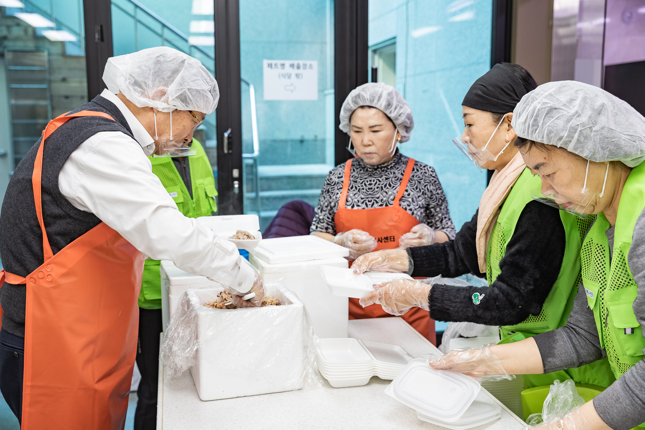 20260303-중곡4동 자원봉사캠프 건강음식 나눔 20260303-30227_L_204712.jpg