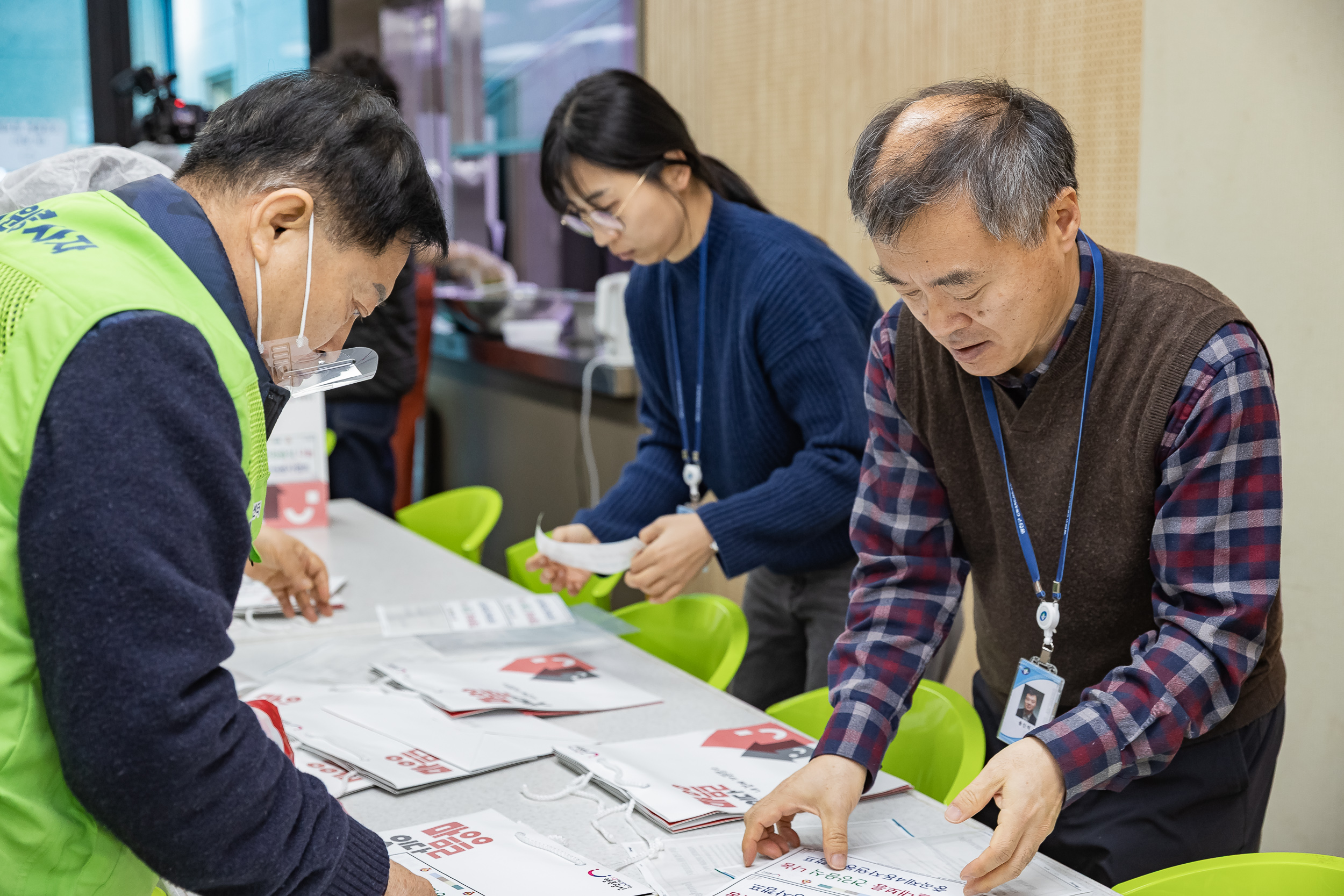 20260303-중곡4동 자원봉사캠프 건강음식 나눔 20260303-30237_L_204712.jpg