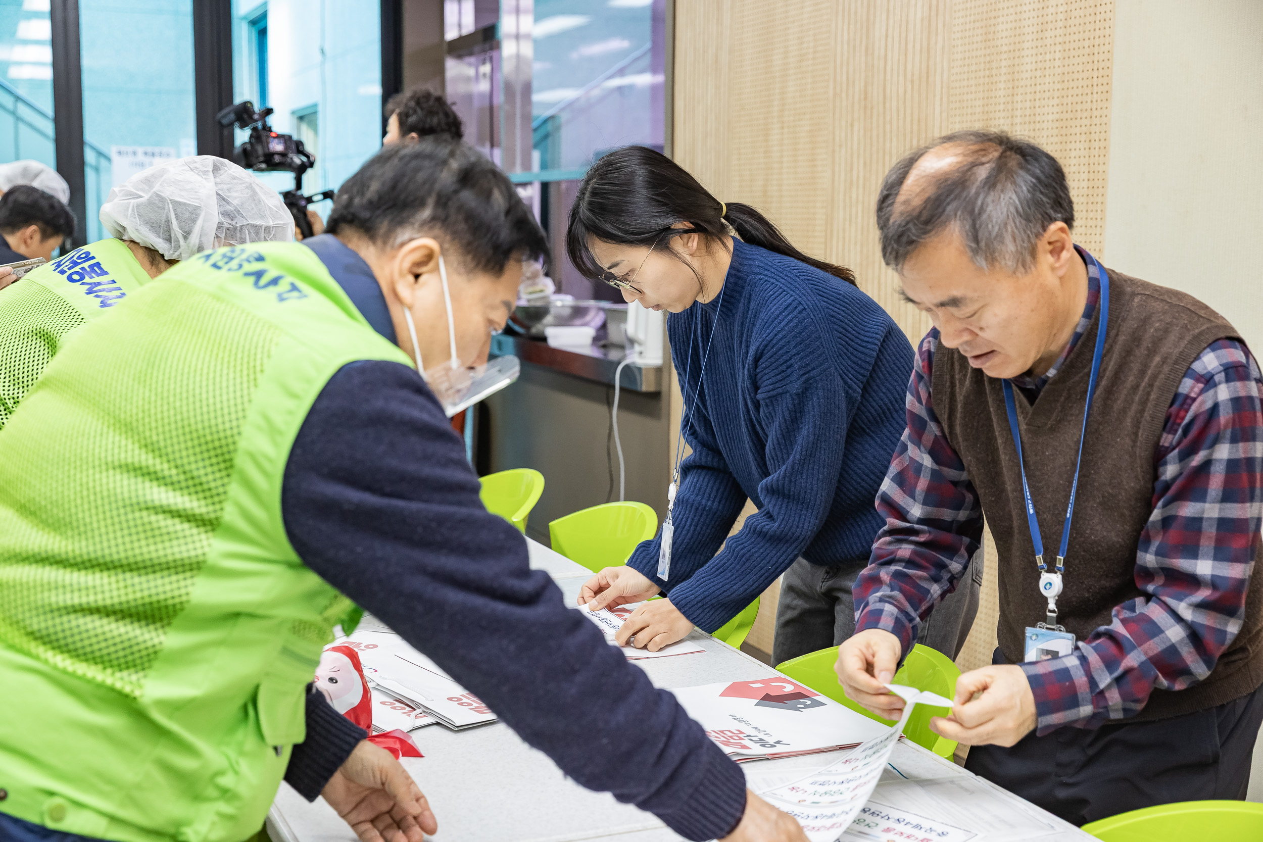 20260303-중곡4동 자원봉사캠프 건강음식 나눔 20260303-30239_L_204712.jpg