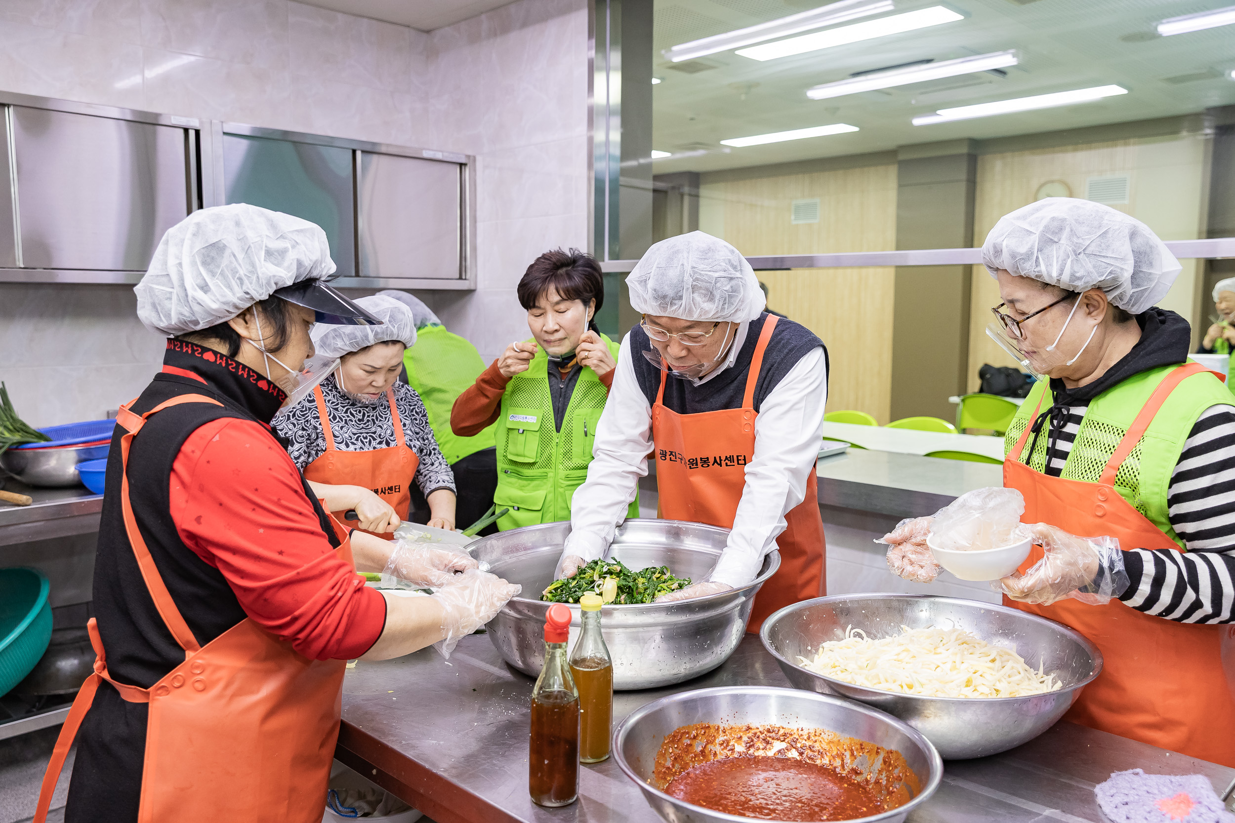 20260303-중곡4동 자원봉사캠프 건강음식 나눔 20260303-30139_L_204712.jpg