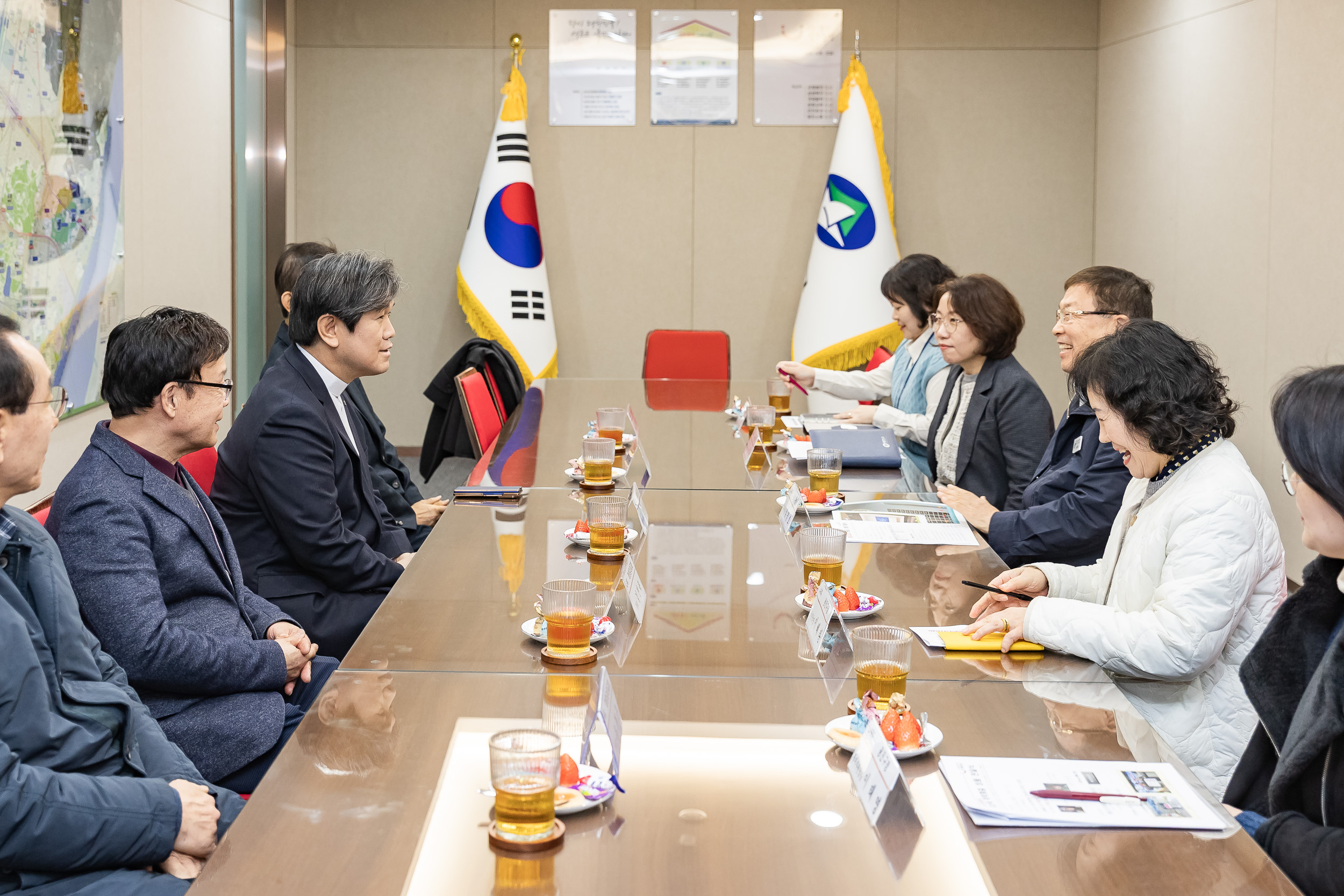 20251216-화양감리교회 성품 전달식 20251216-37545_L_094242.jpg