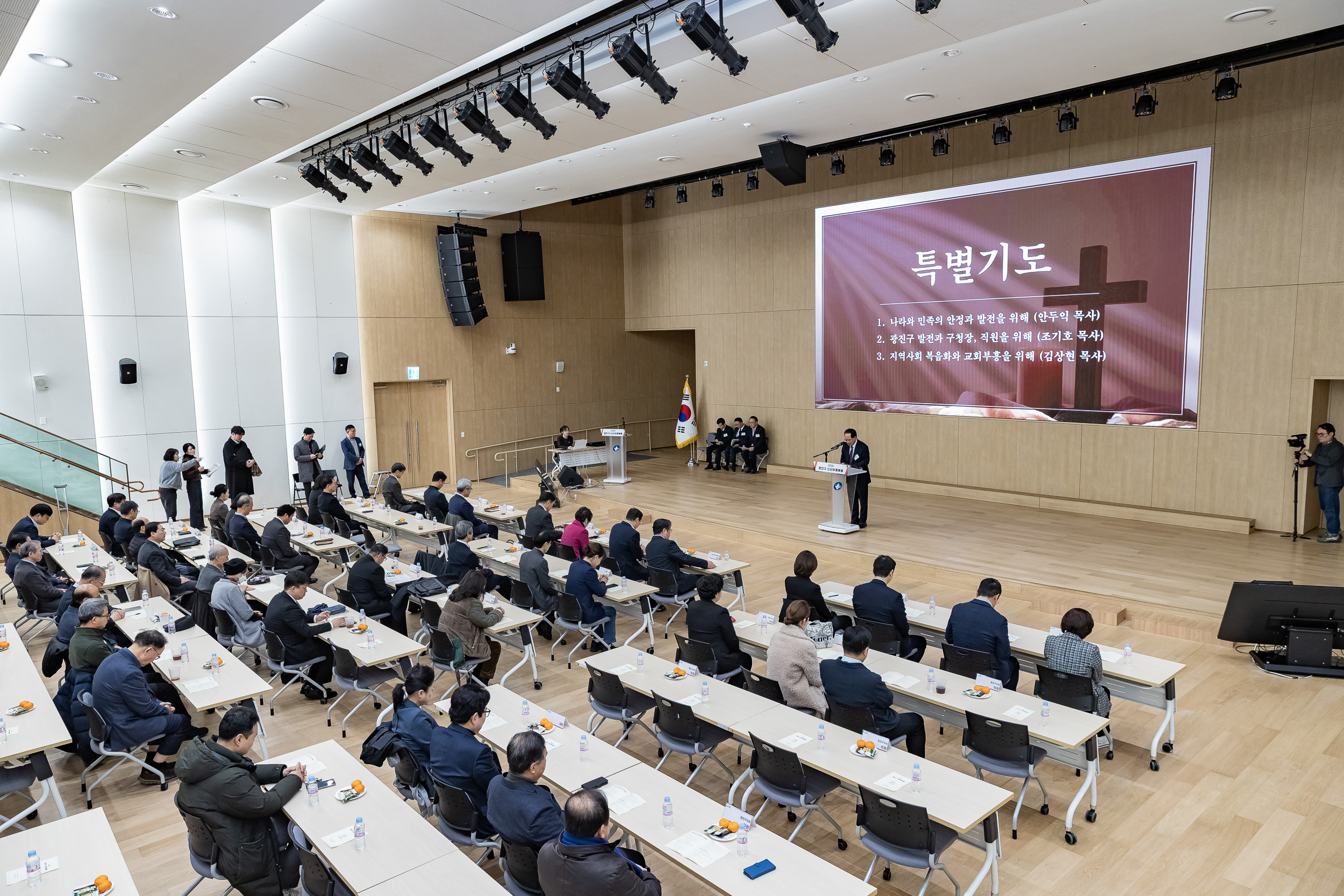 20260115-2026 신년하례예배 20260115-2370_L_101903.jpg