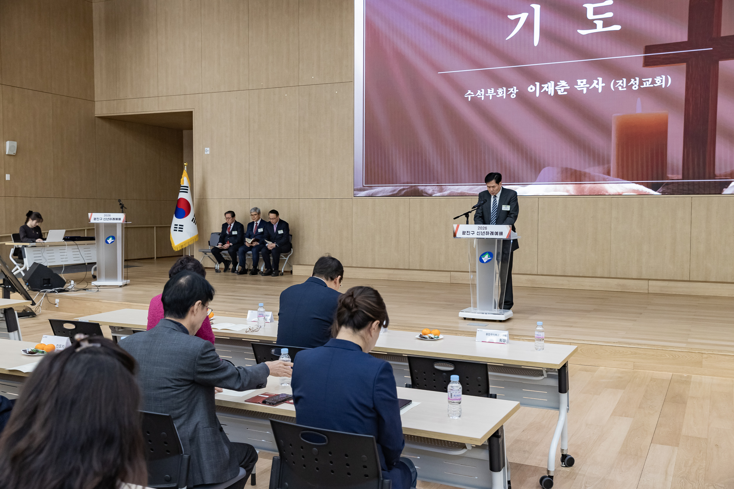 20260115-2026 신년하례예배 20260115-2249_L_101902.jpg