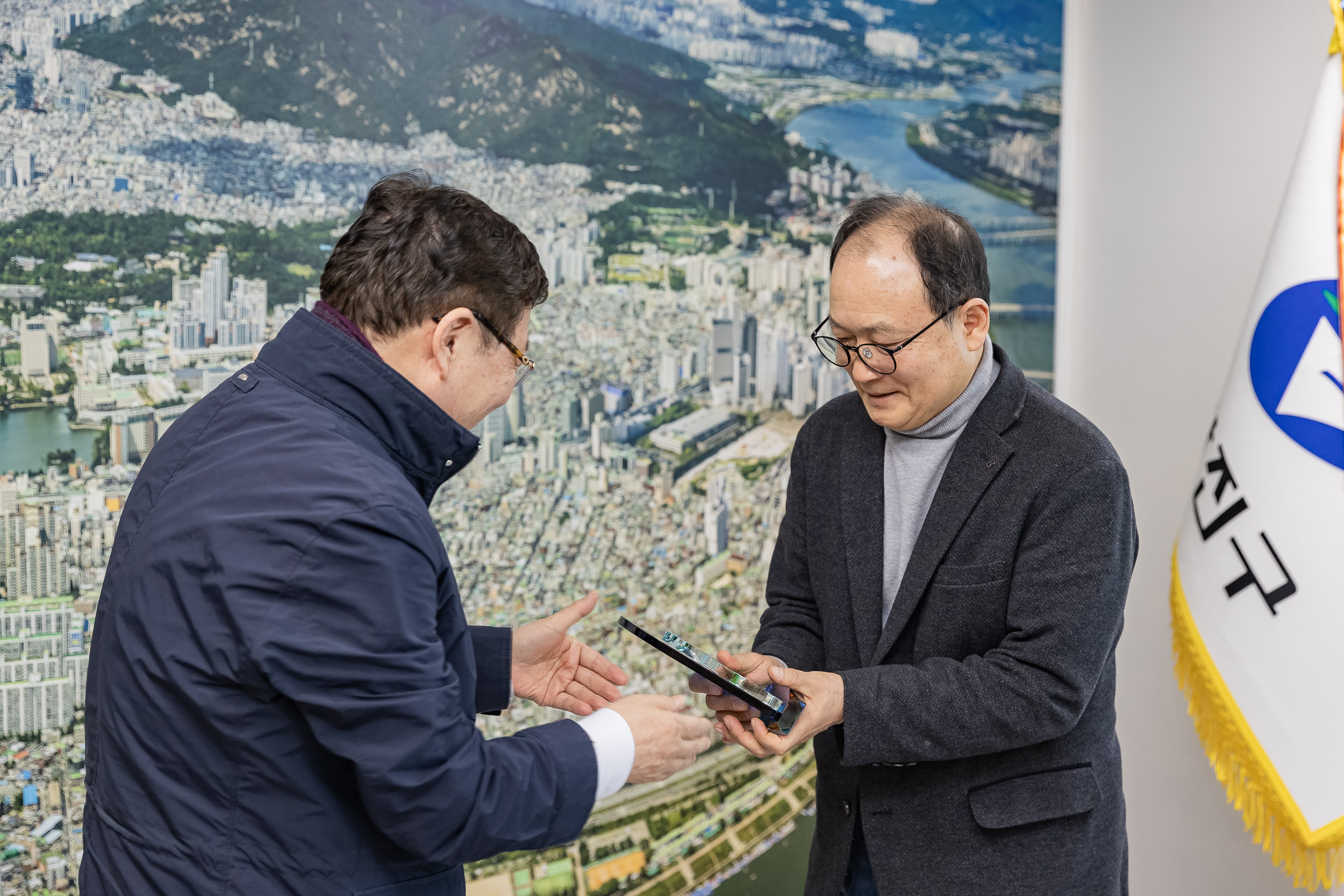 20260319-광진예술문화단체 총연합회 전임회장 감사패 수여식 20260319-44661_L_172002.jpg