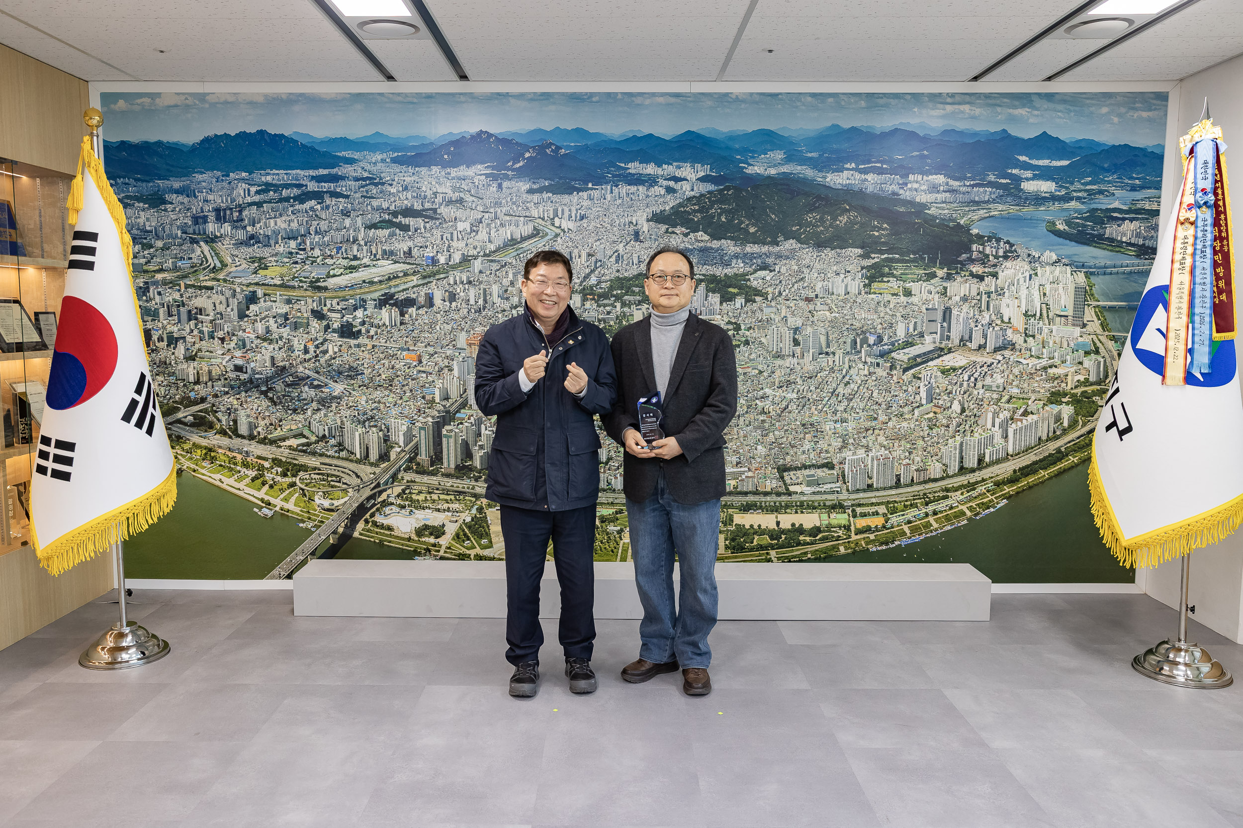 20260319-광진예술문화단체 총연합회 전임회장 감사패 수여식 20260319-44667_L_172002.jpg