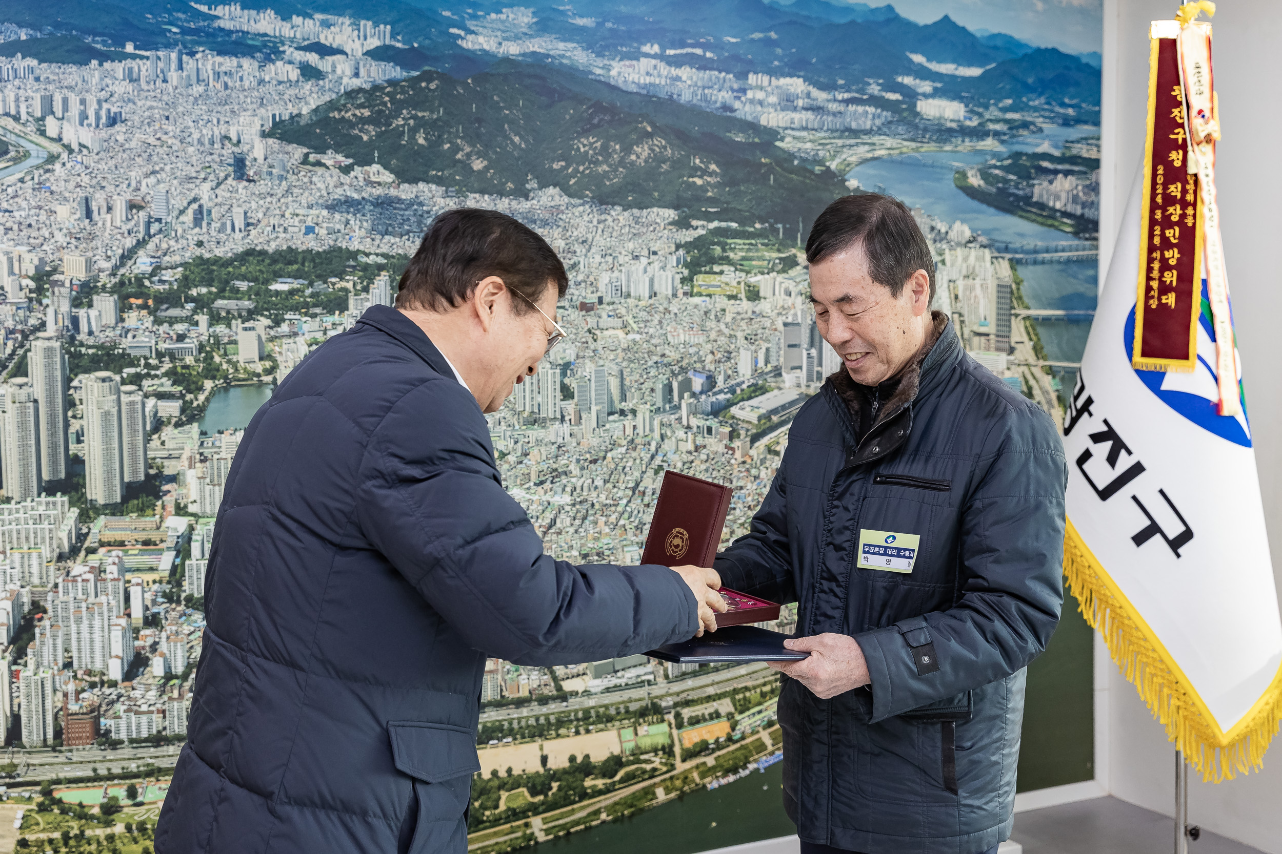 20260114-6.25 전쟁 참전자 무공훈장 전수식 20260114-2153_L_183540.jpg