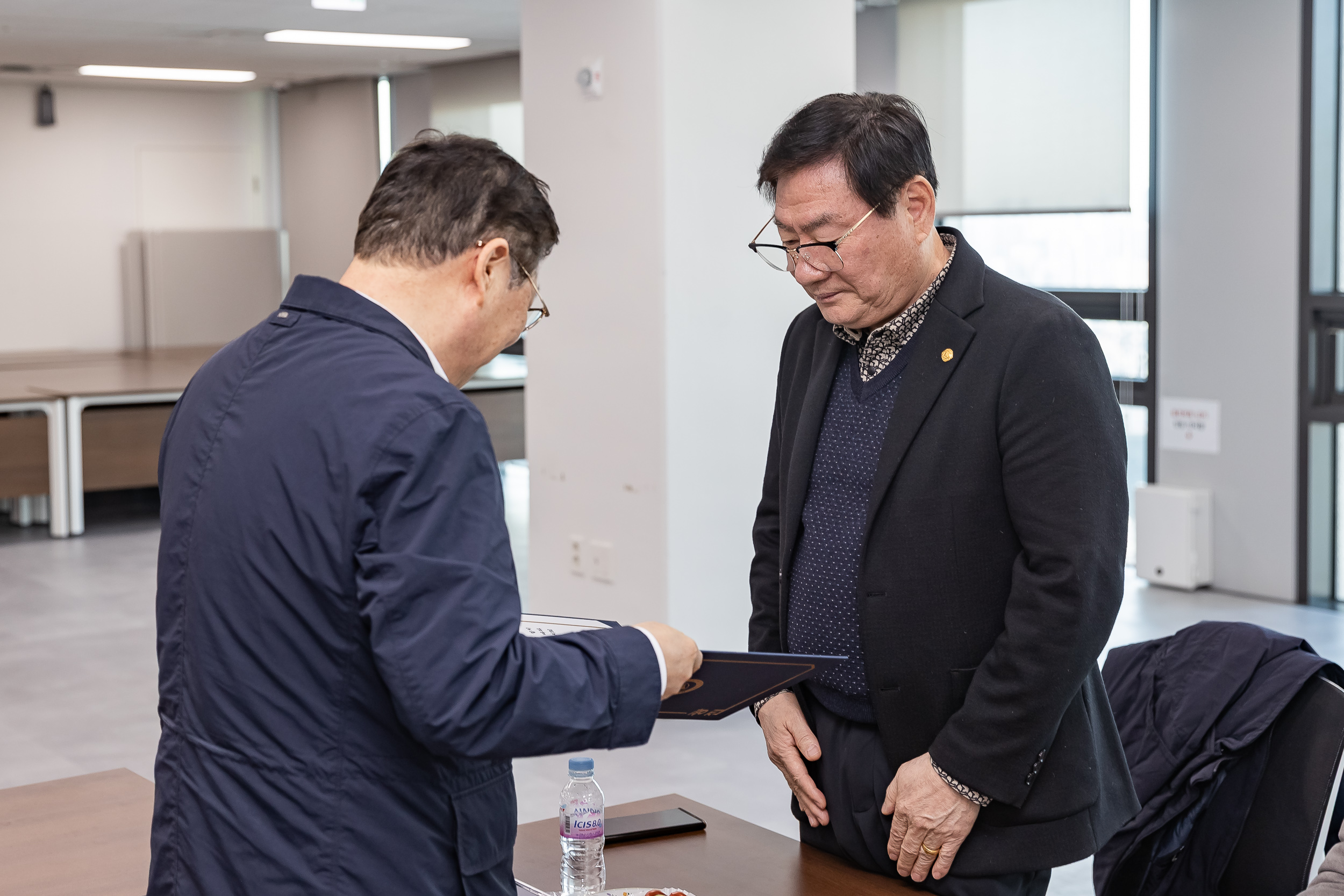 20260203-중곡1동 주민자치회 위원 위촉장 수여식 20260203-10630_L_181309.jpg