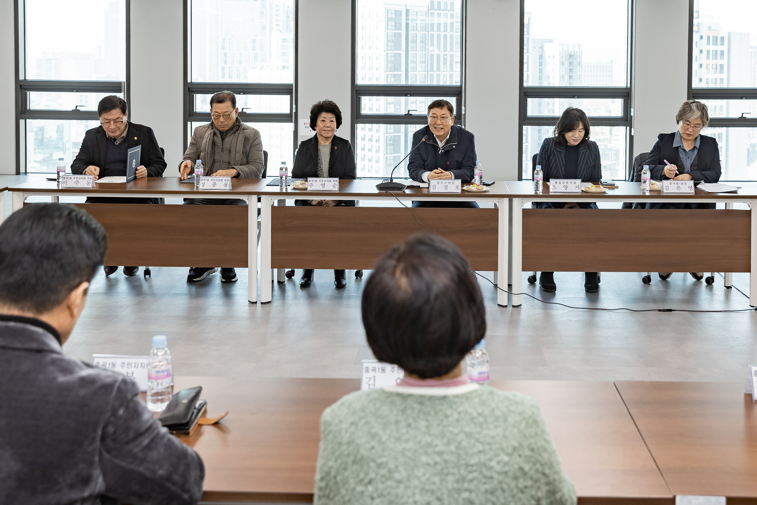 20260203-중곡1동 주민자치회 위원 위촉장 수여식 20260203-10671_L_181309.jpg