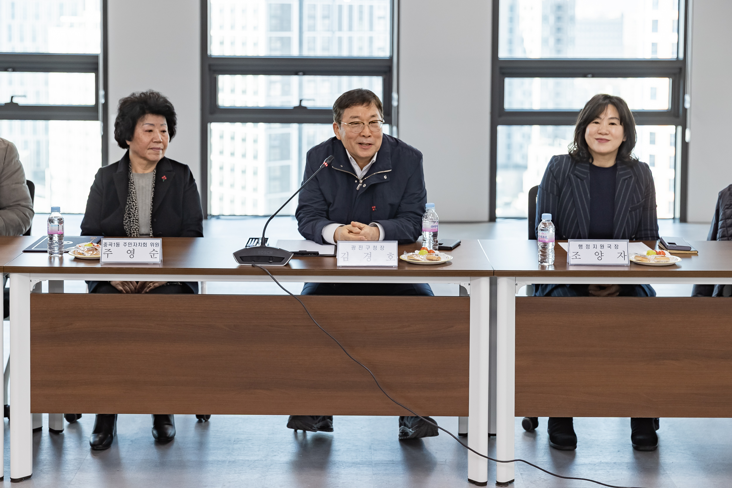 20260203-중곡1동 주민자치회 위원 위촉장 수여식 20260203-10675_L_181309.jpg