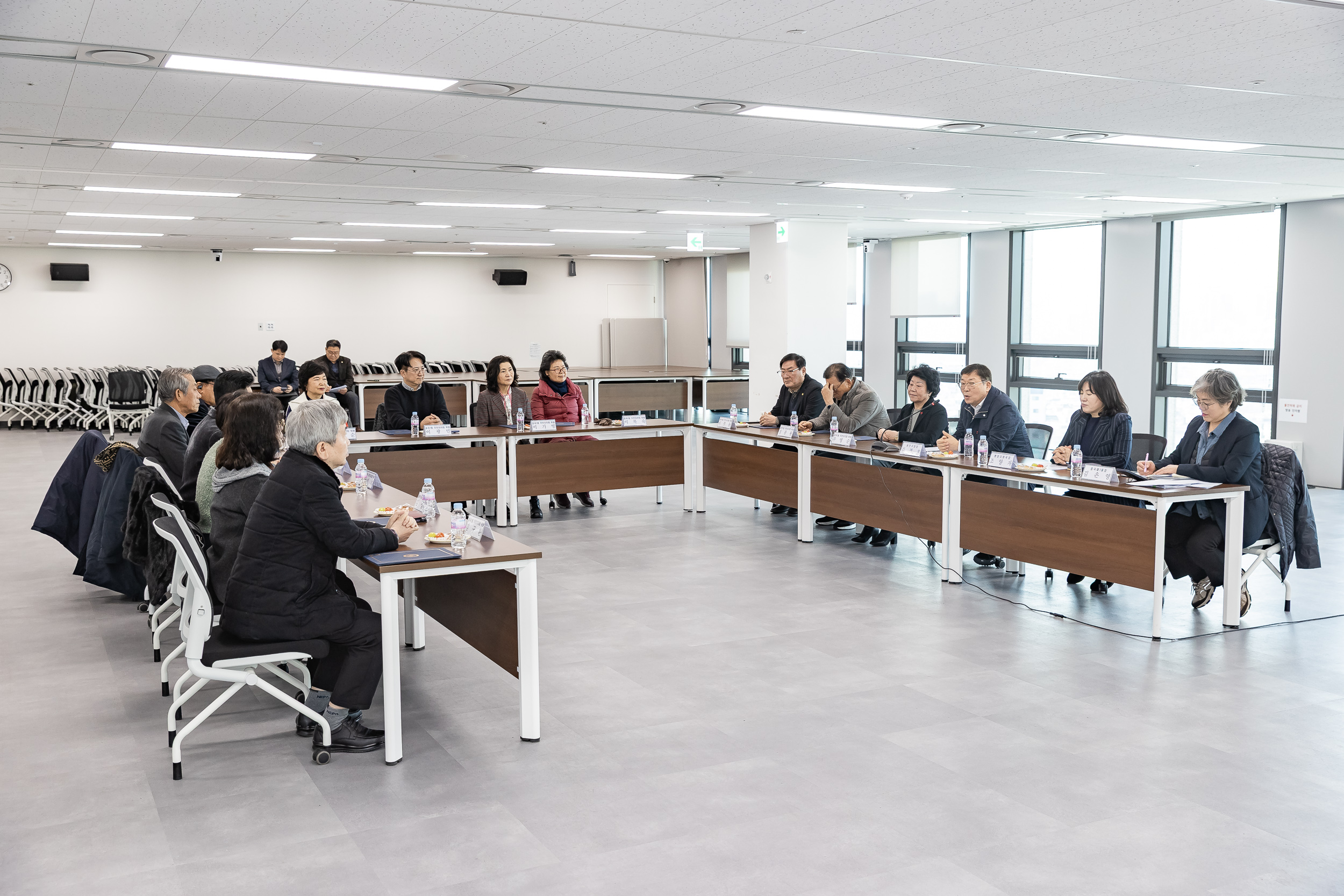 20260203-중곡1동 주민자치회 위원 위촉장 수여식 20260203-10693_L_181309.jpg