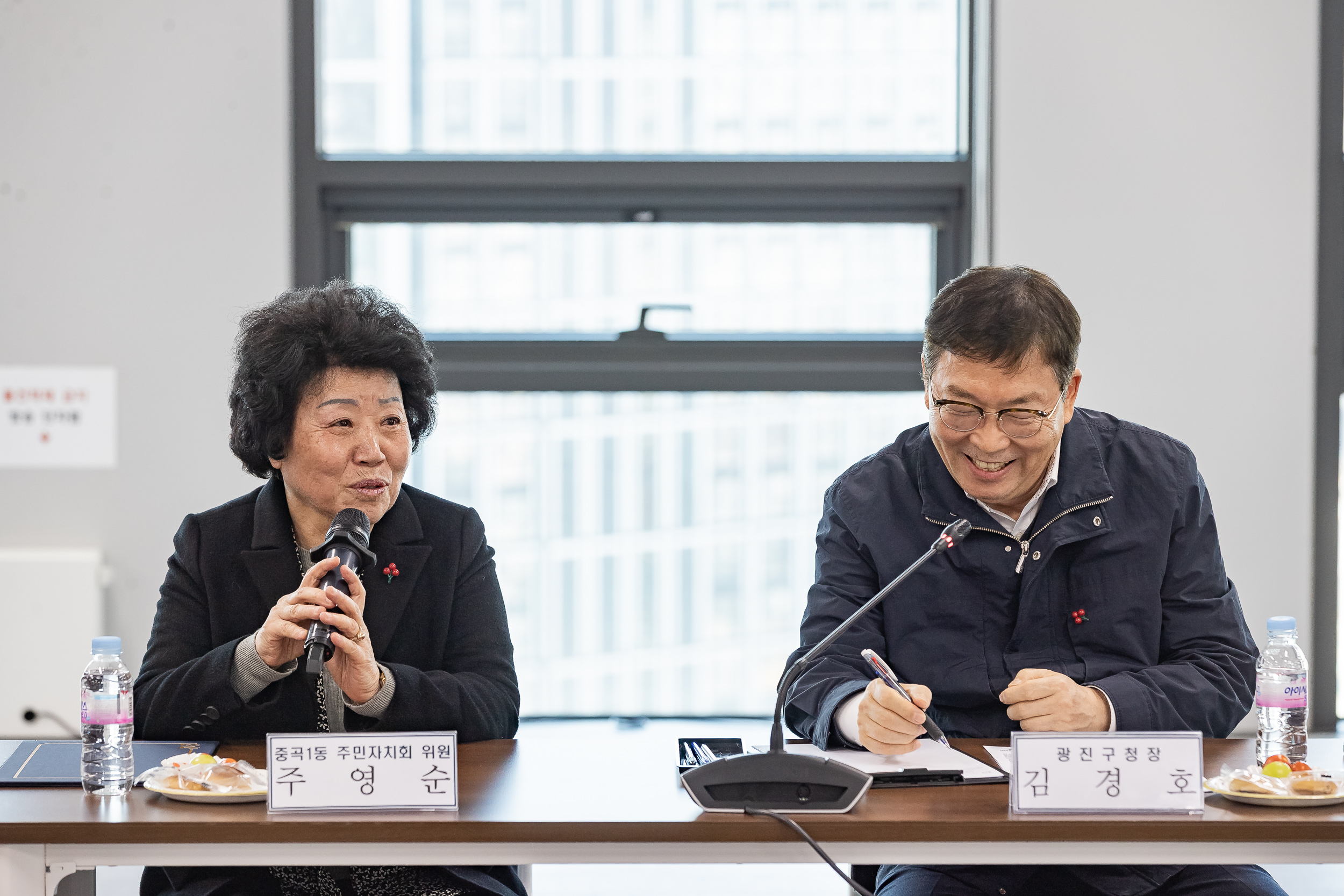 20260203-중곡1동 주민자치회 위원 위촉장 수여식 20260203-10766_L_181310.jpg