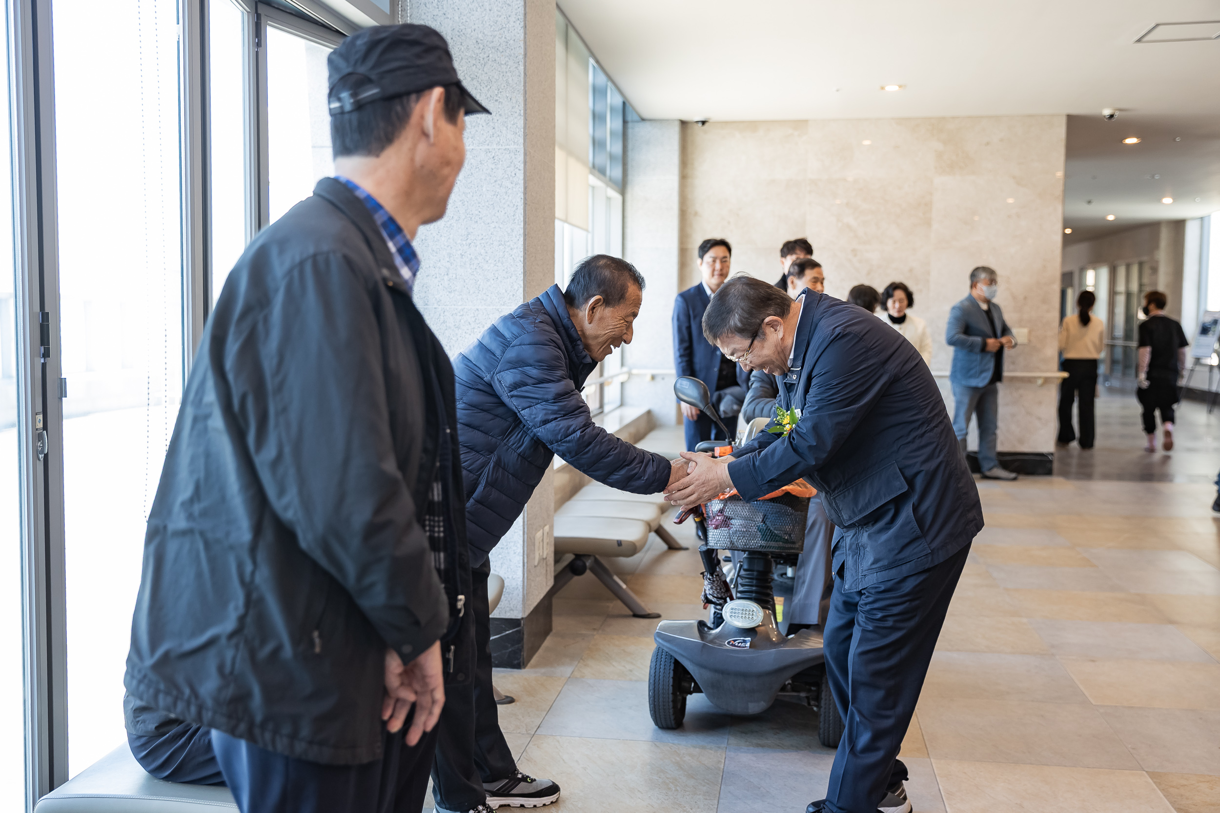 20251027-2025년 교통사고 줄이기 캠페인 및 장애인 교통안전 전국순례 결의대회 20251027-72122_L_181953.jpg