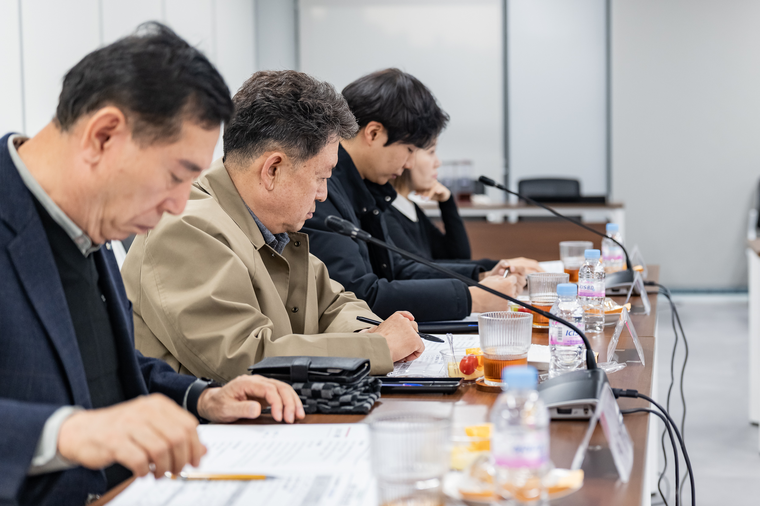 20251119-광진구 장학위원회 정기회의 20251119-9808_L_092652.jpg