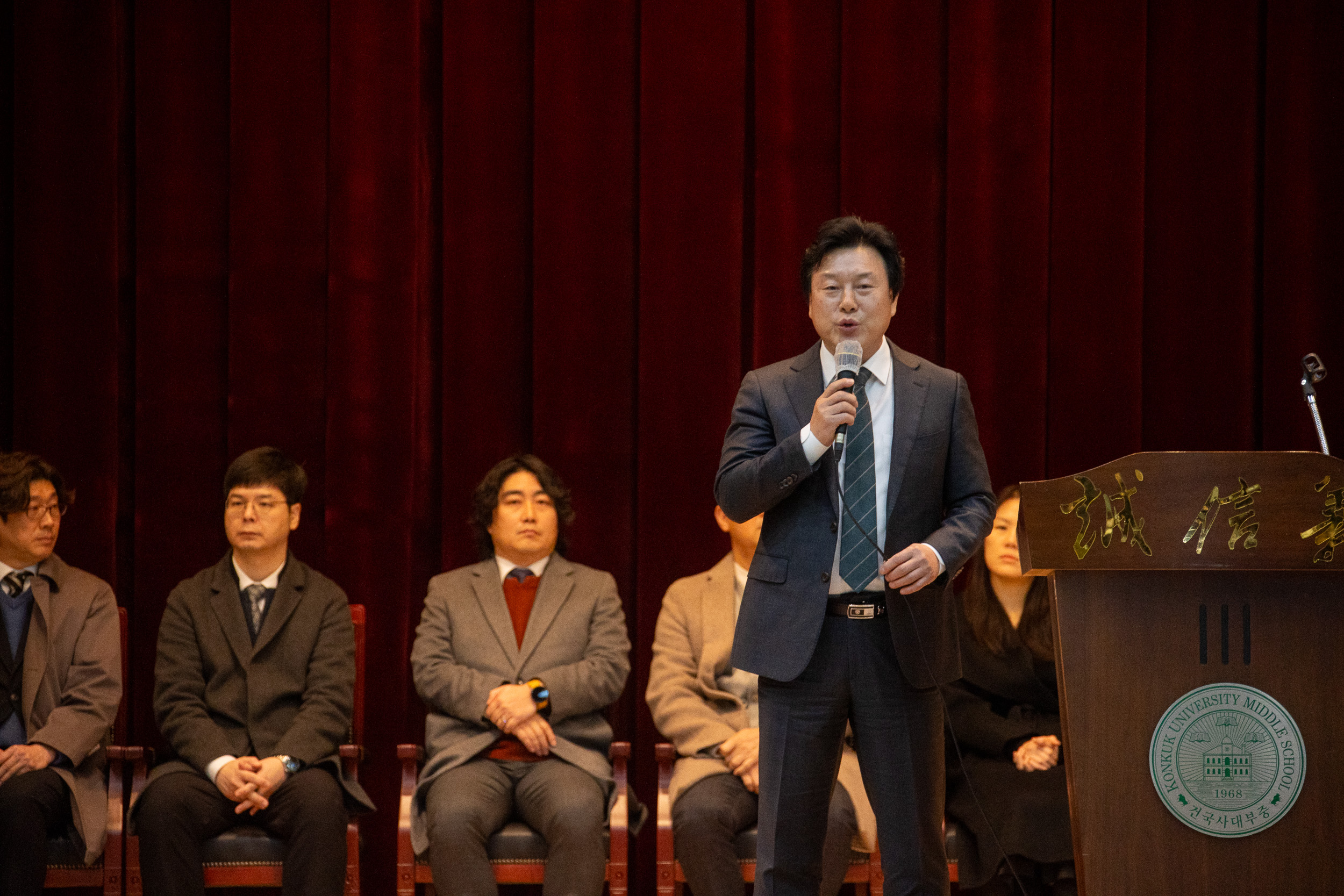 20260206-2025학년도 건국대사범대부속중학교 제56회 졸업식 20260206-13085_L_205530.jpg