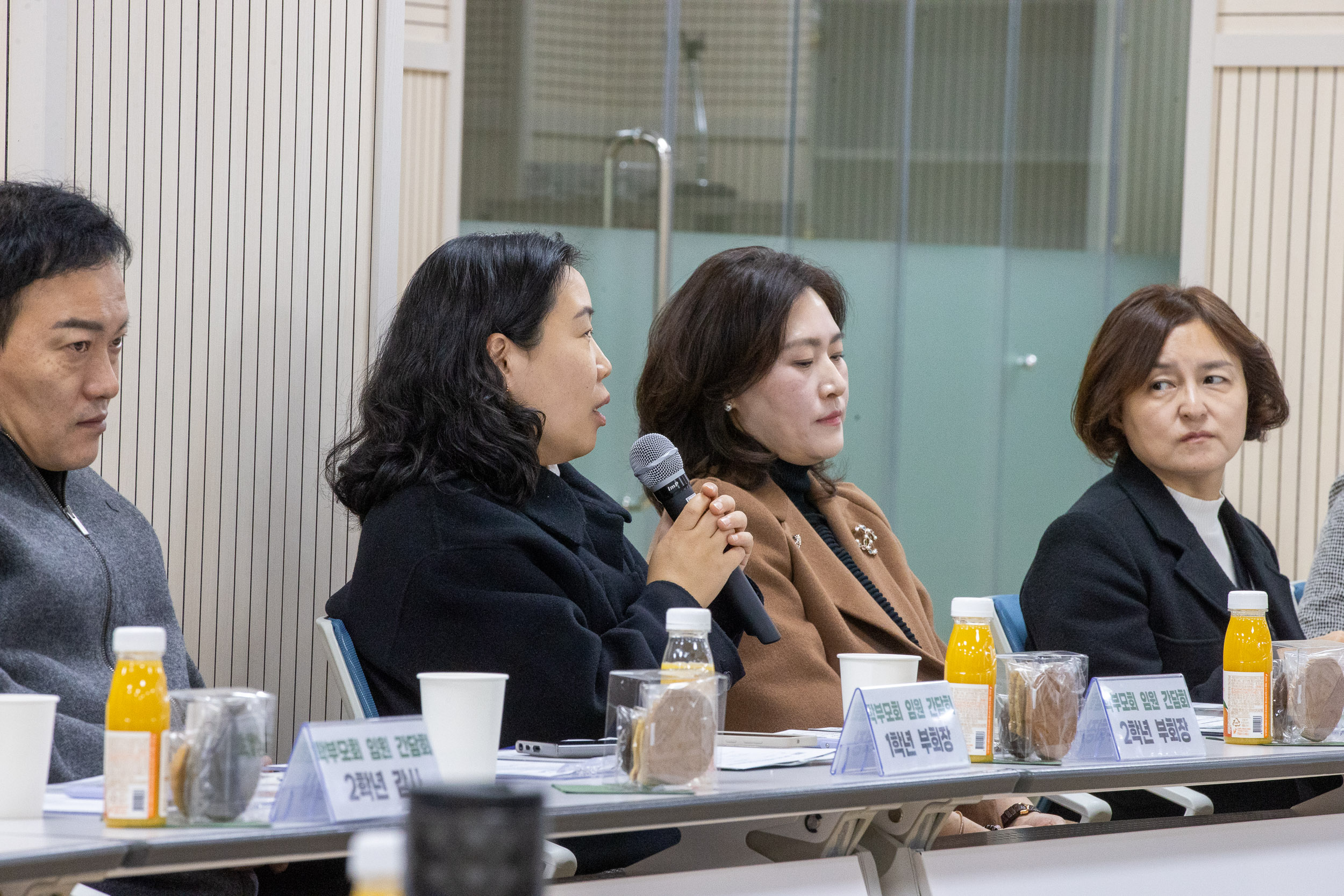 20251103-가람고 인조잔디 운동장 조성기념 학부모 간담회 20251103-82324_L_103729.jpg