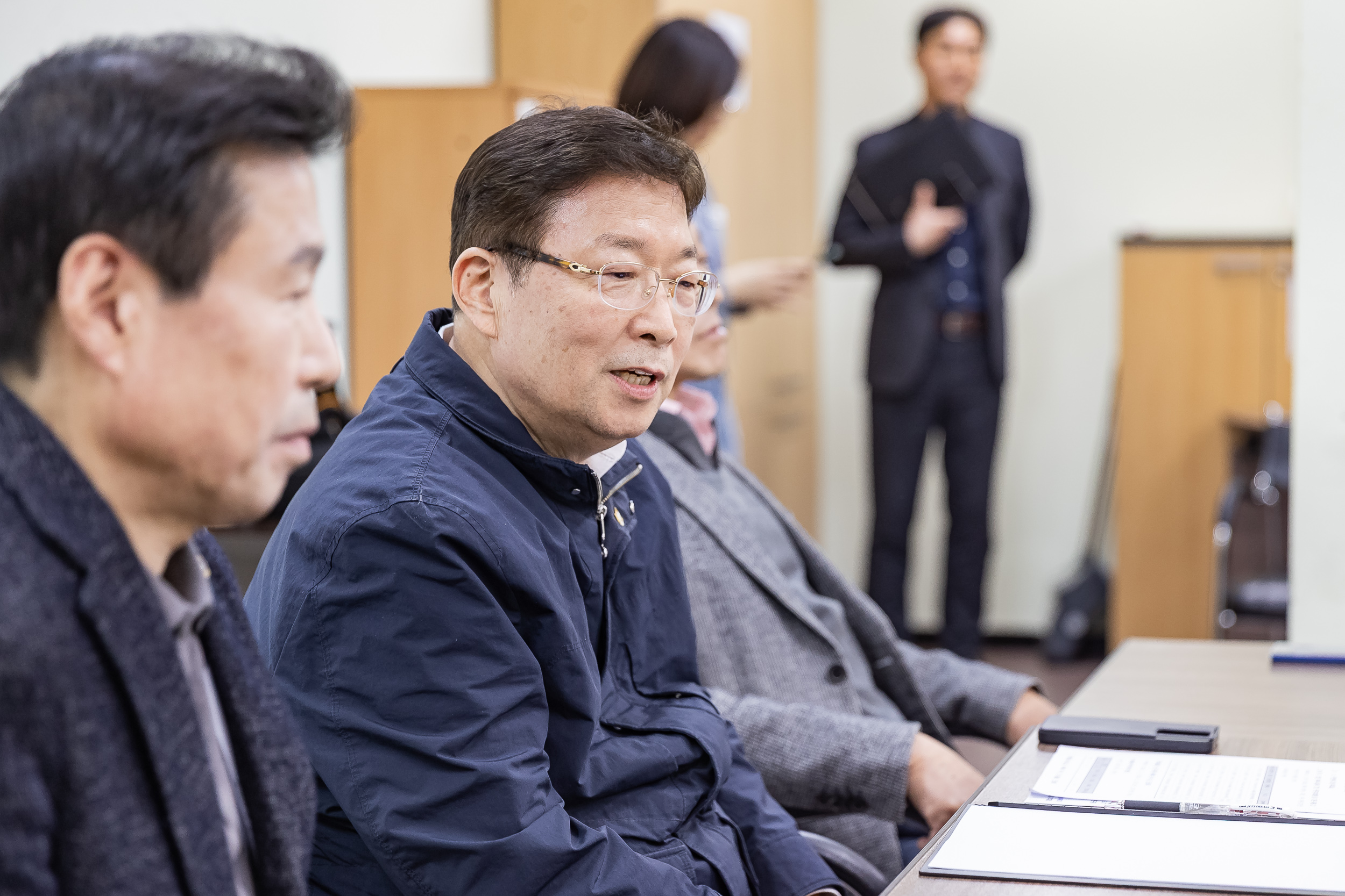 20260320-자양4동 주민자치회 신규위원 위촉장 수여 및 간담회 20260320-45628_L_172703.jpg