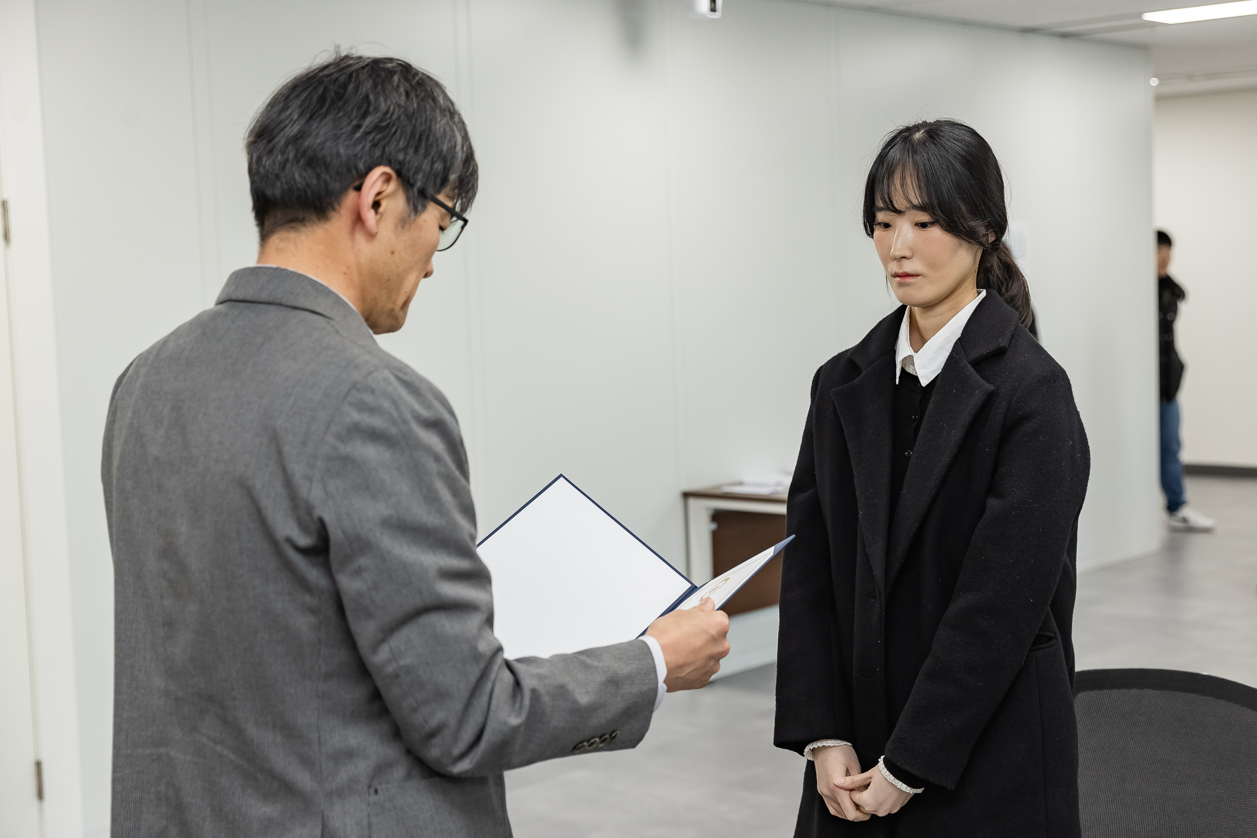 20251230-2026년 상반기 신규임용후보자 발령장 수여식 20251230-57256_L_134949.jpg