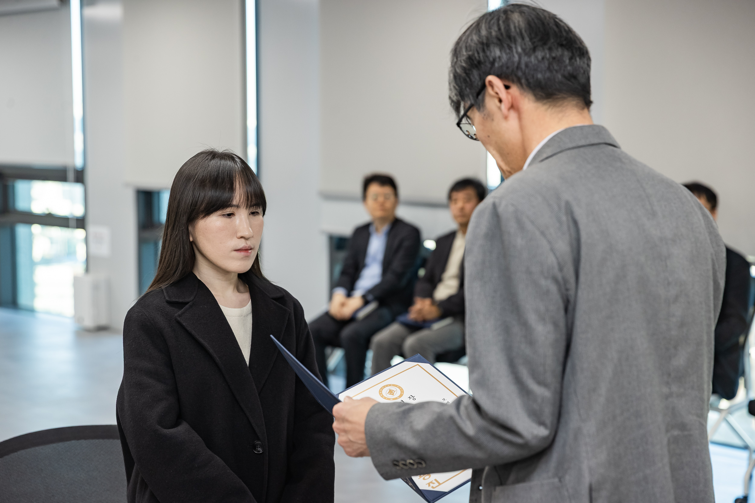 20251230-2026년 상반기 신규임용후보자 발령장 수여식 20251230-57052_L_134948.jpg