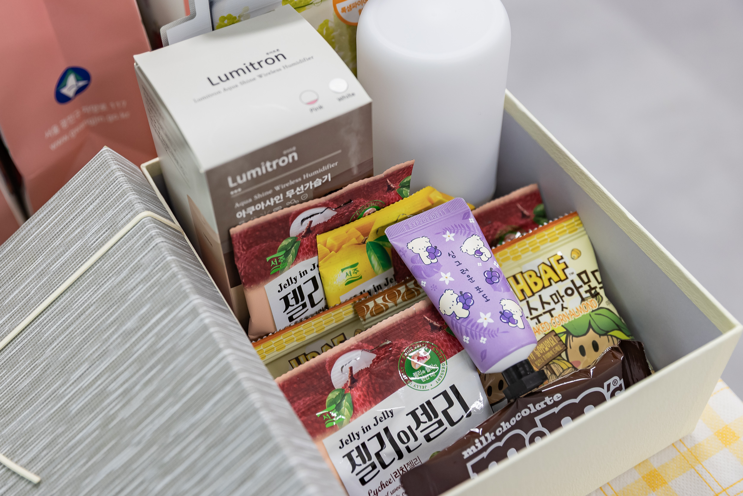 20251127-2025년 하반기 친절 직원 격려 간담회 20251127-17476_L_130138.jpg