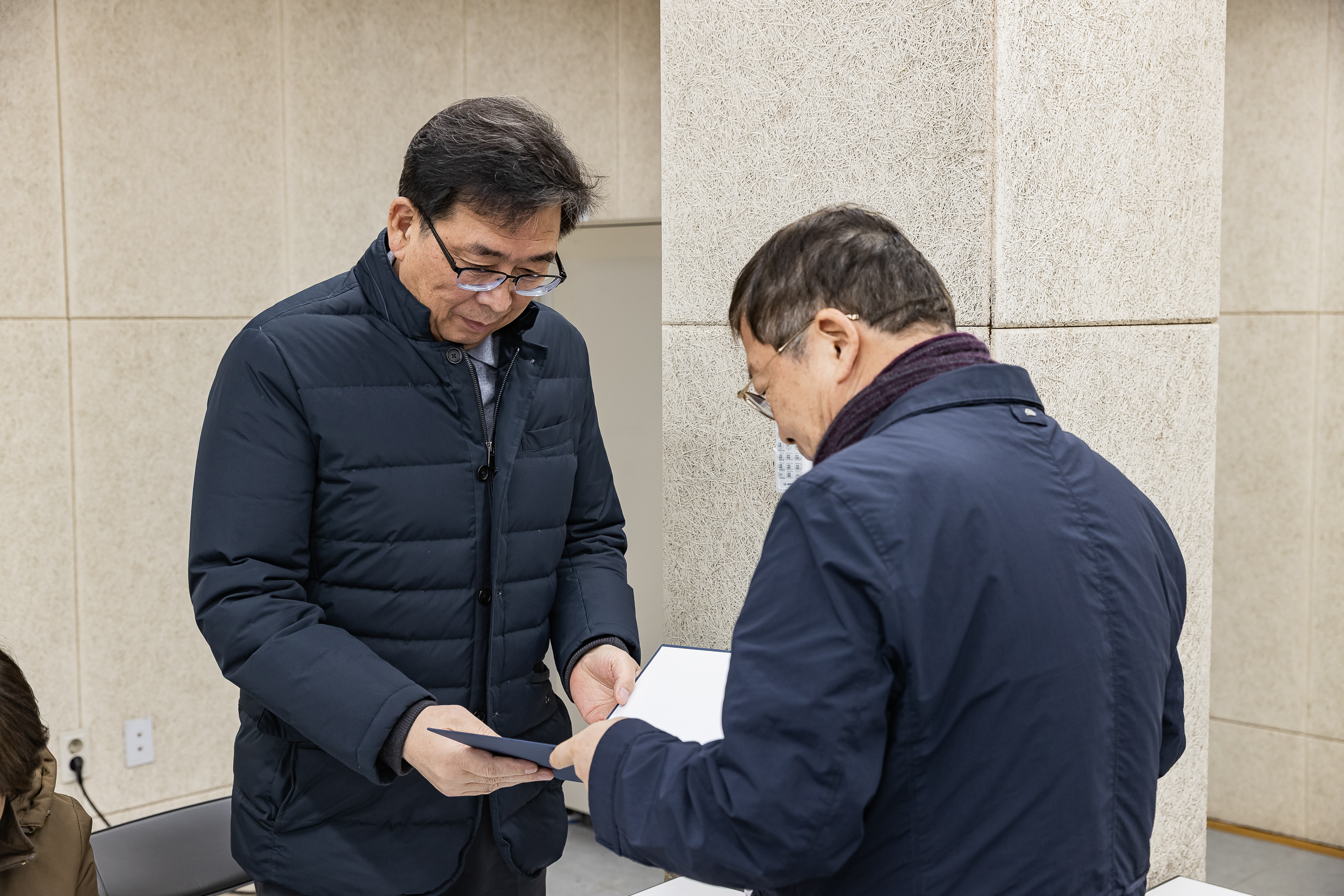 20260204-중곡3동 주민자치회 위원 위촉장 수여식 20260204-11534_L_181532.jpg