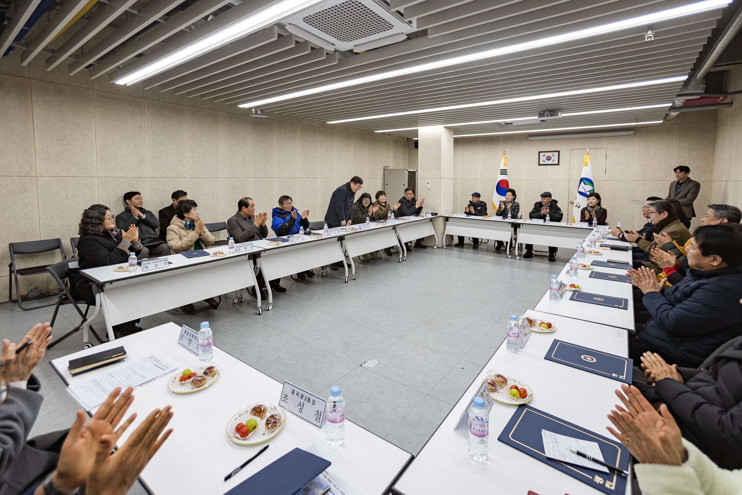 20260204-중곡3동 주민자치회 위원 위촉장 수여식 20260204-11720_L_181533.jpg