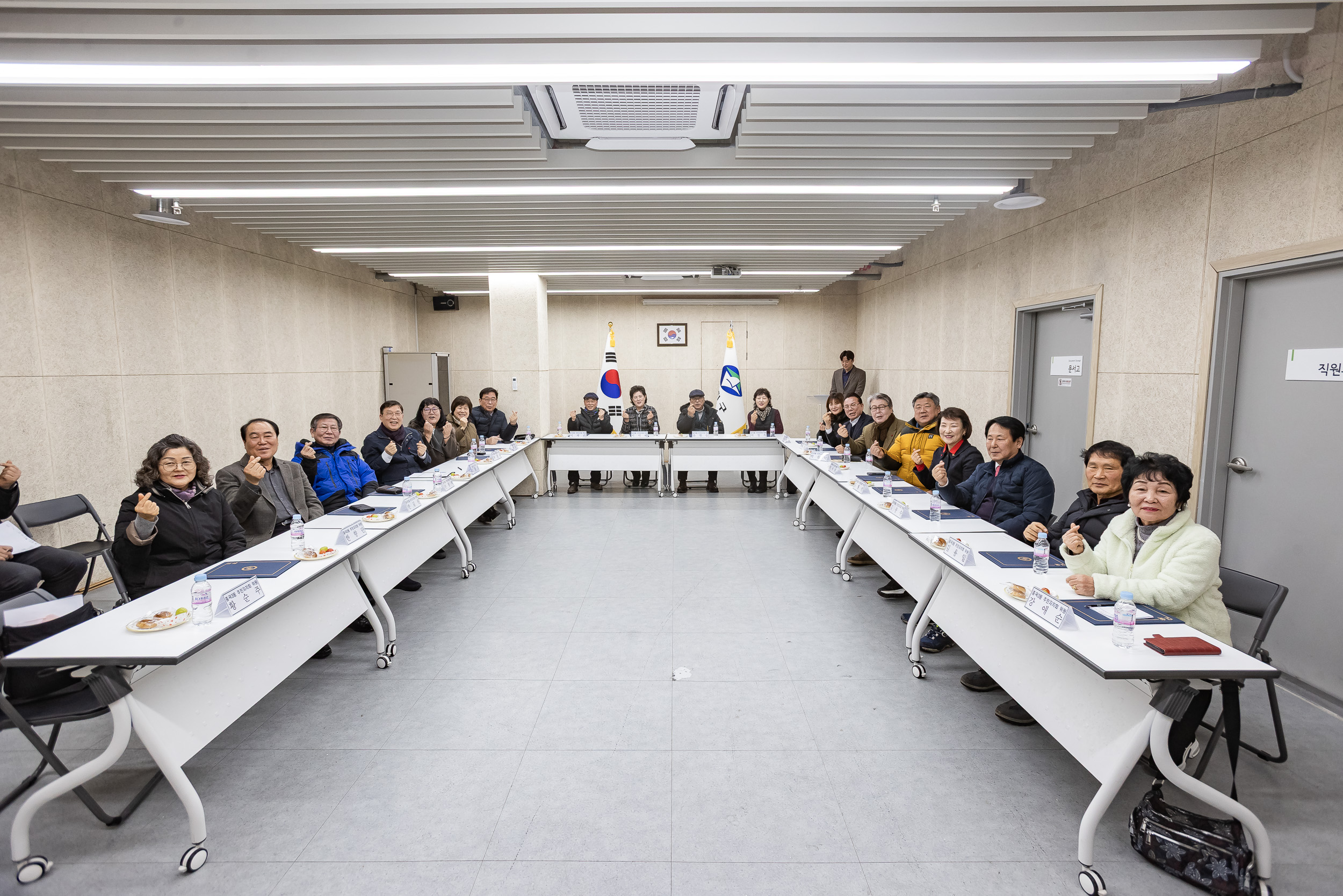 20260204-중곡3동 주민자치회 위원 위촉장 수여식 20260204-11785_L_181533.jpg