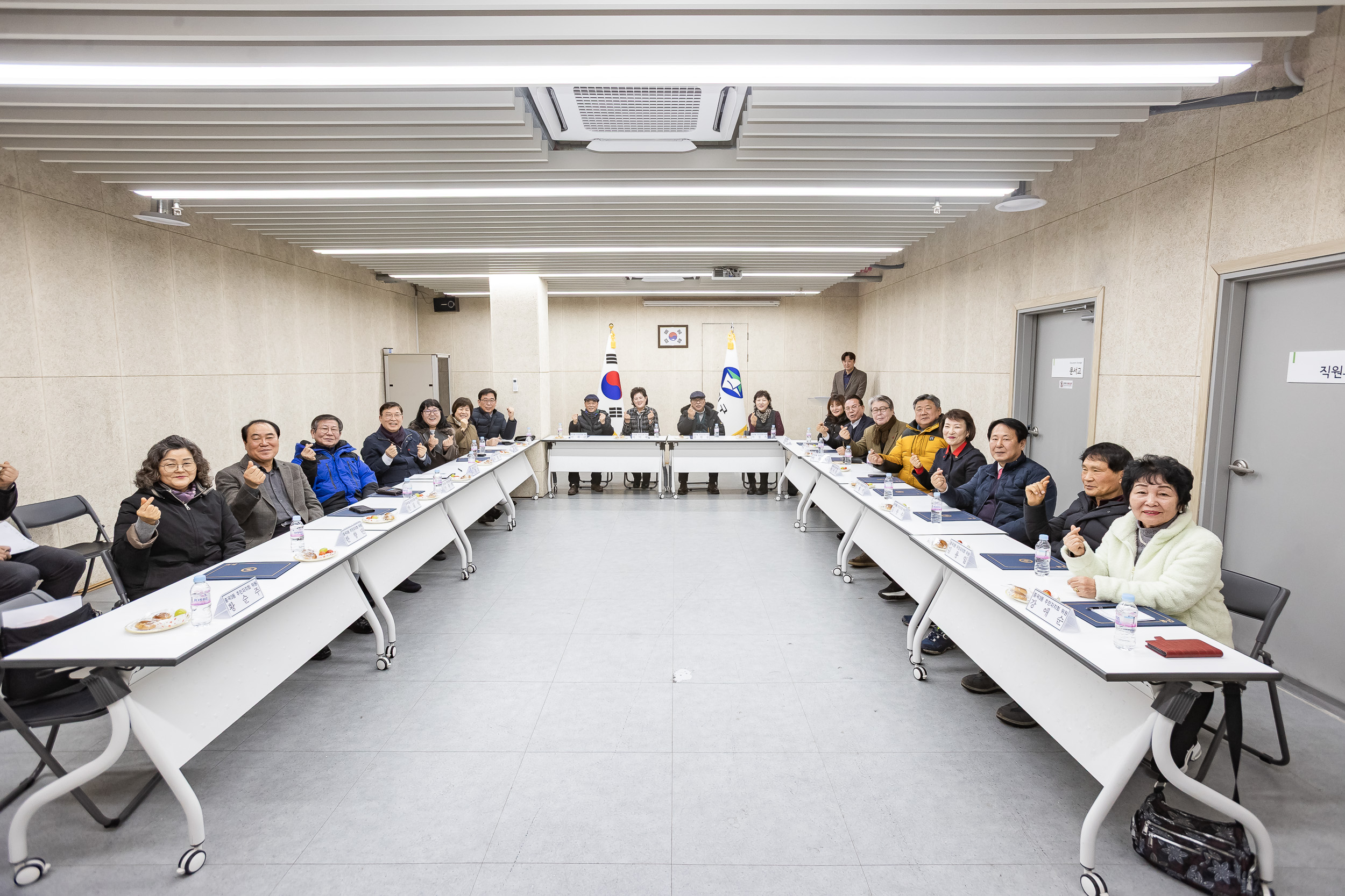 20260204-중곡3동 주민자치회 위원 위촉장 수여식 20260204-11793_L_181533.jpg