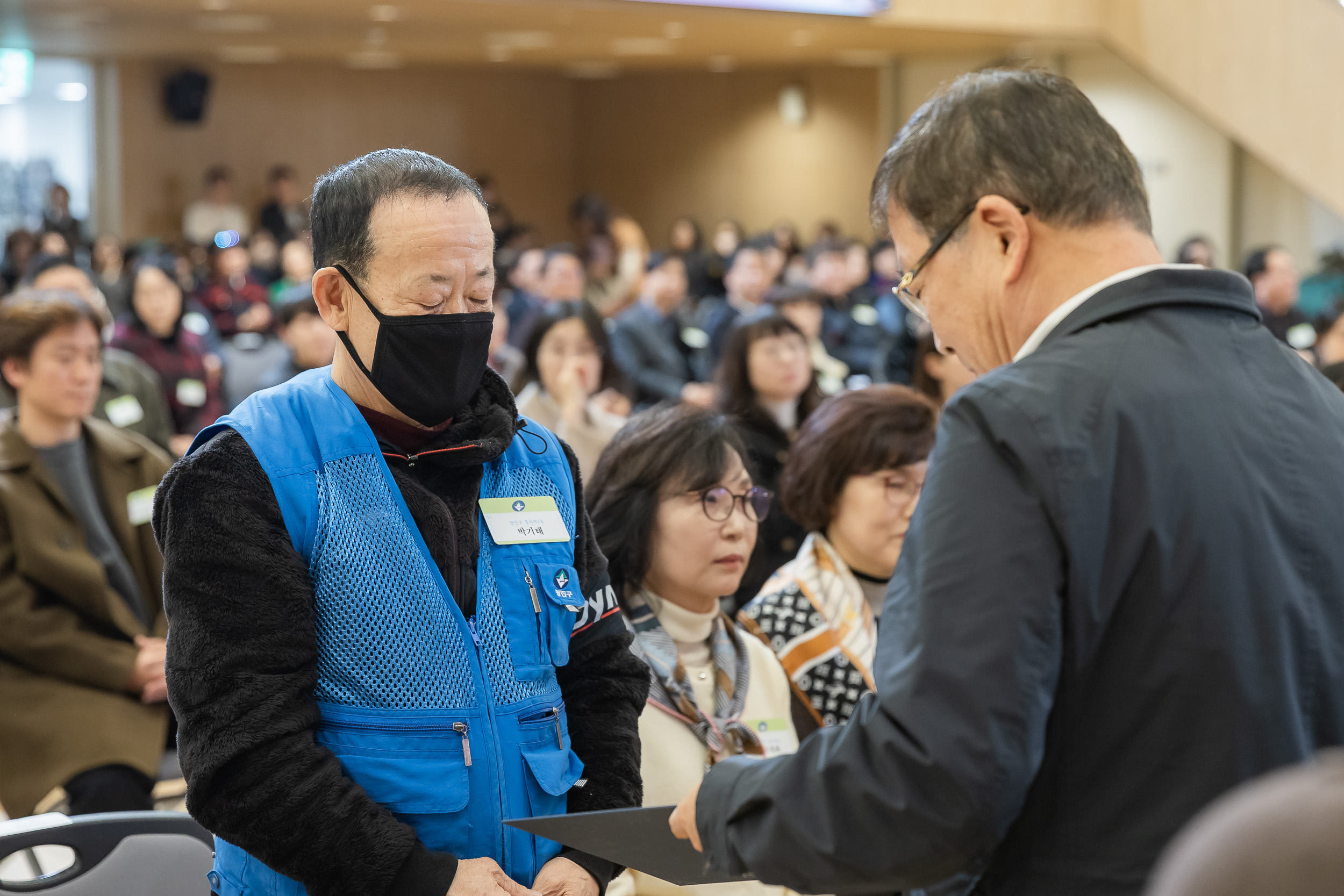 20251218-2025년 12월 정기 구민표창 수여식 20251218-39107_L_154329.jpg