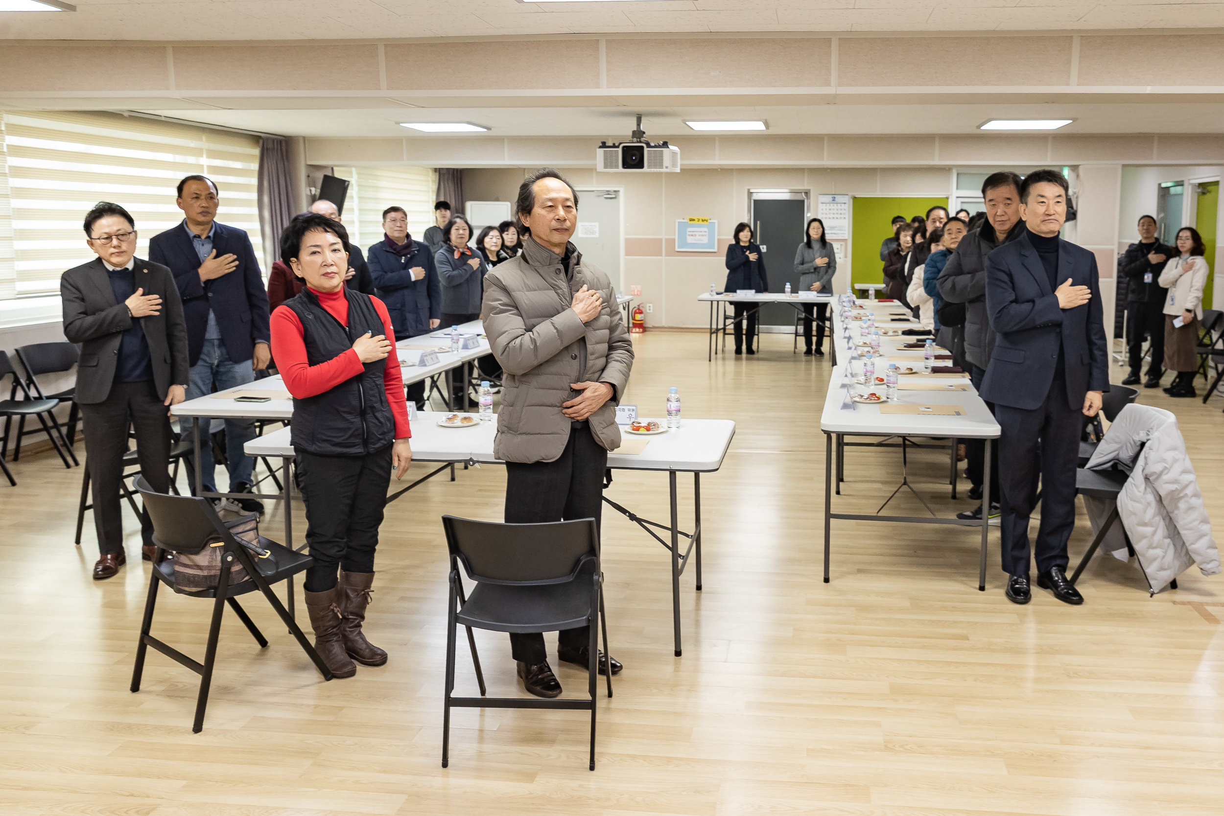 20260212-자양3동 주민자치회 위원 위촉장 수여식 20260212-18689_L_132607.jpg